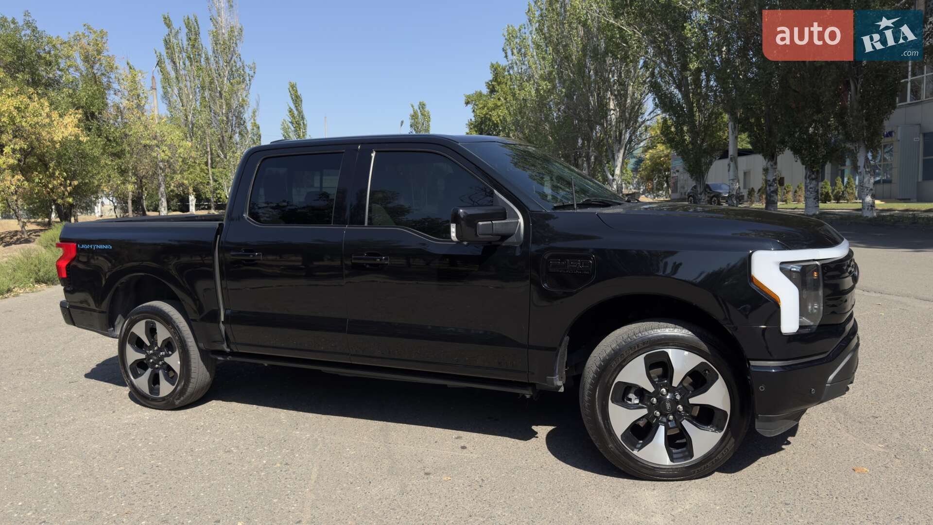 Ford F-150 2023 VIN 1FT6W1EV2PWG20911 фото оголошення 5 з 18