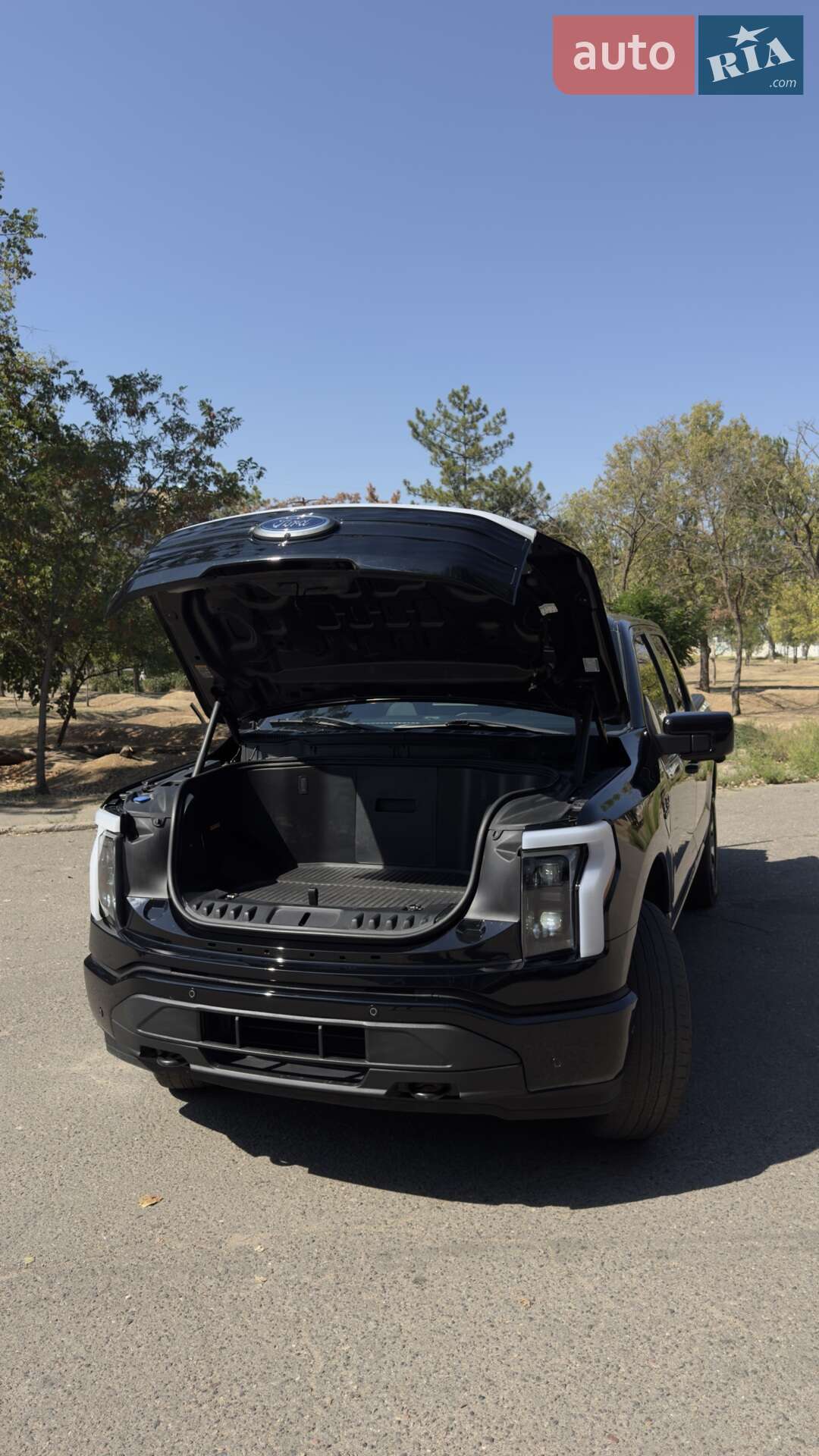 Ford F-150 2023 VIN 1FT6W1EV2PWG20911 фото оголошення 9 з 18