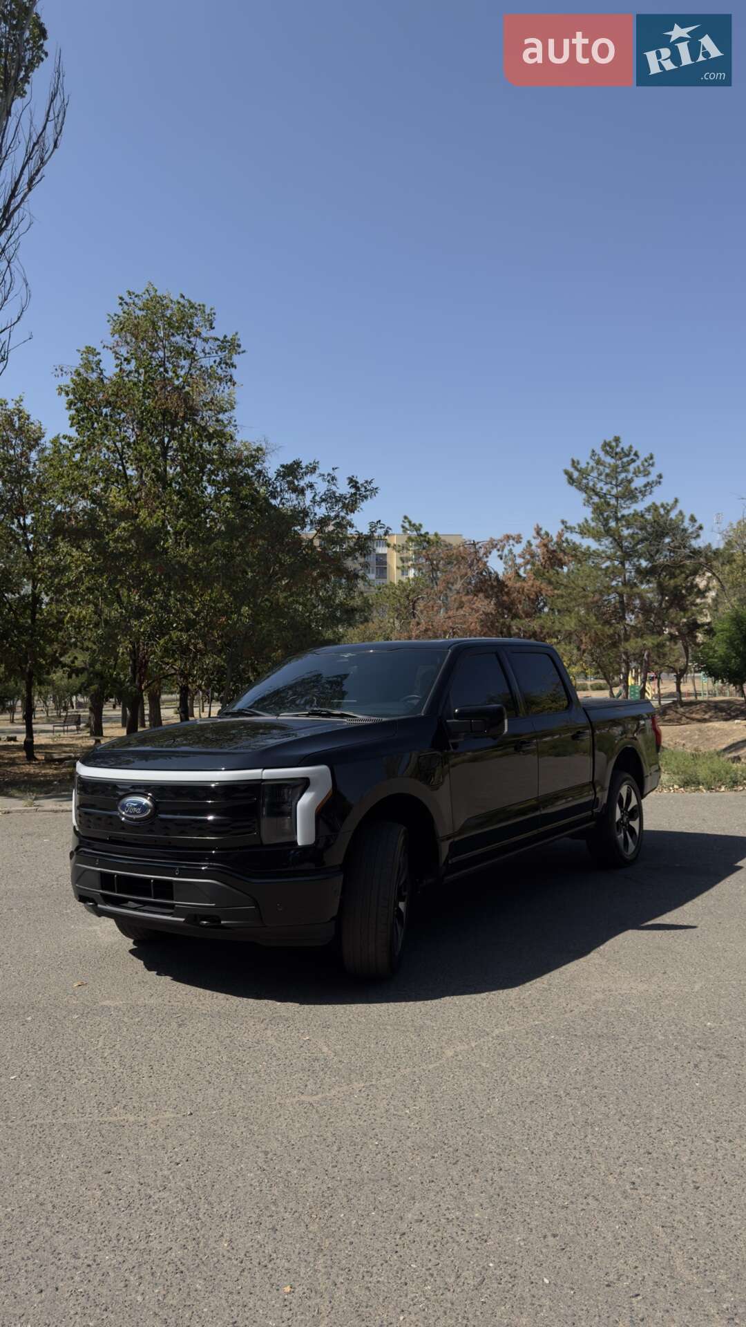 Ford F-150 2023 VIN 1FT6W1EV2PWG20911 фото оголошення 16 з 18