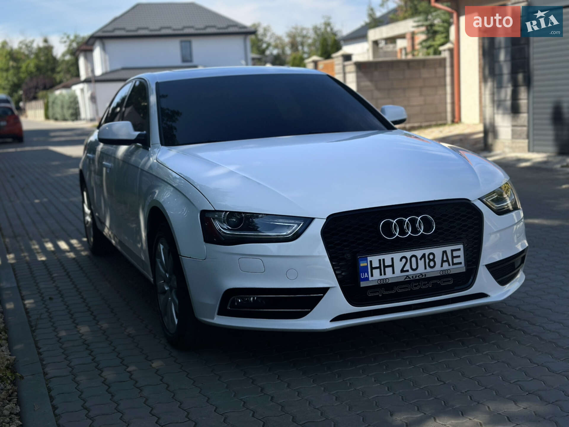 Audi A4 2012 VIN WAUBFAFLXDN031759 фото оголошення 5 з 33