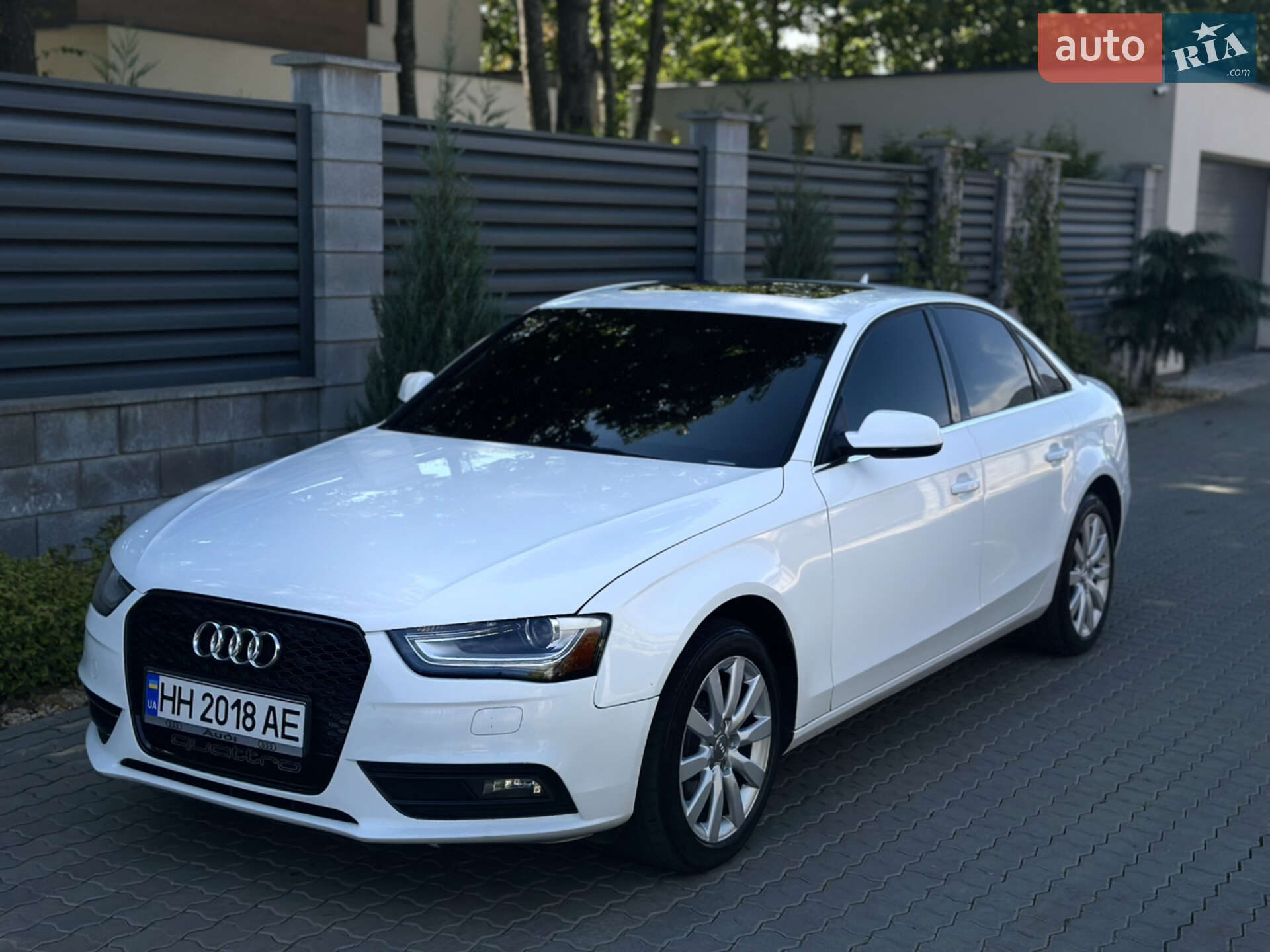 Audi A4 2012 VIN WAUBFAFLXDN031759 фото оголошення 6 з 33