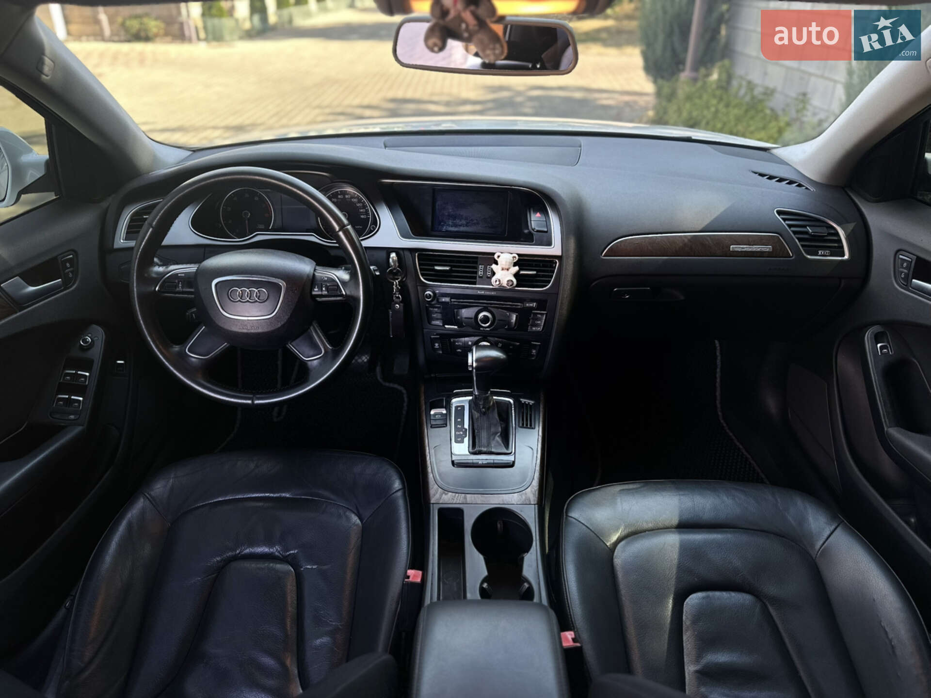 Audi A4 2012 VIN WAUBFAFLXDN031759 фото оголошення 12 з 33