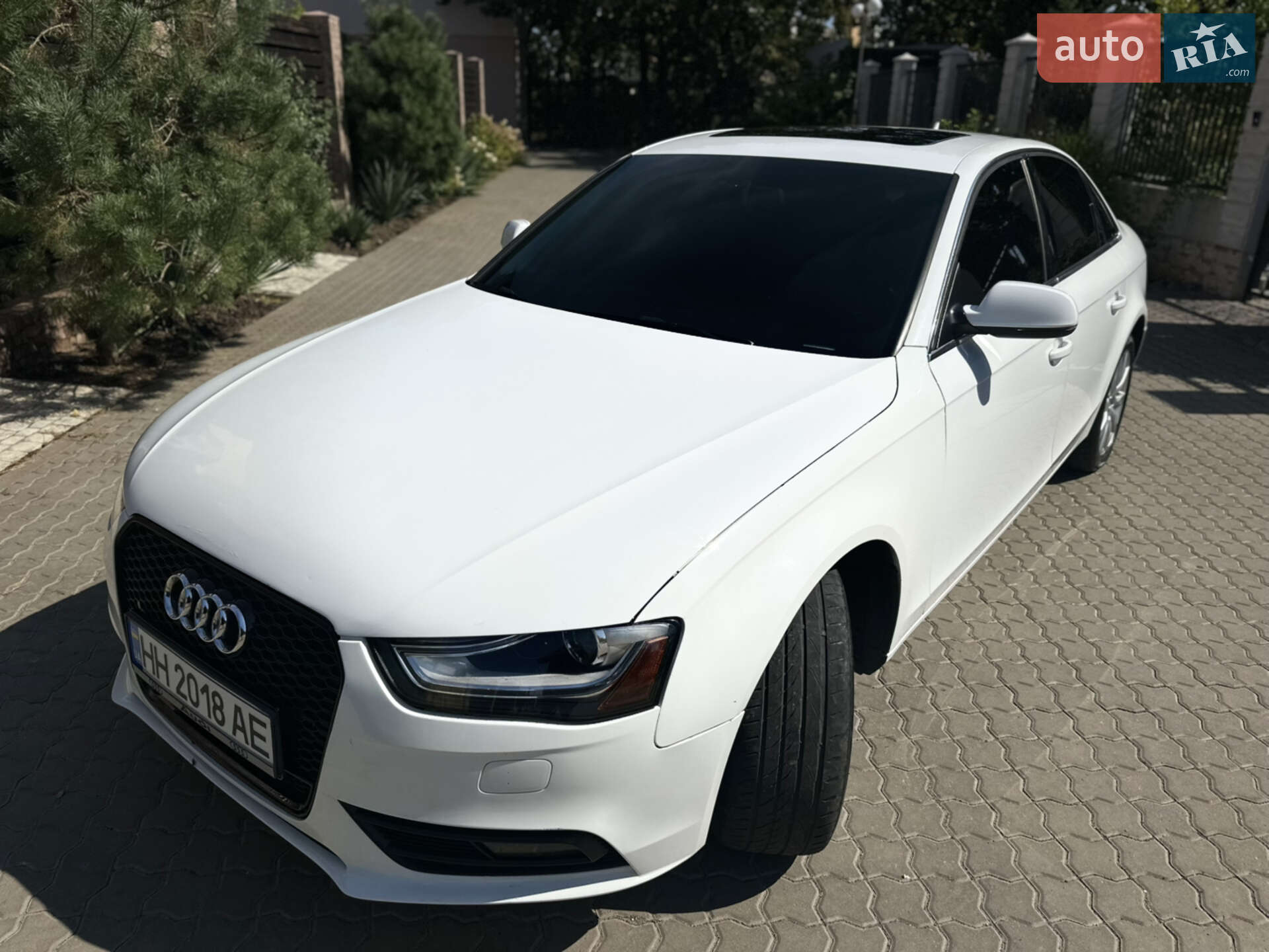 Audi A4 2012 VIN WAUBFAFLXDN031759 фото оголошення 19 з 33