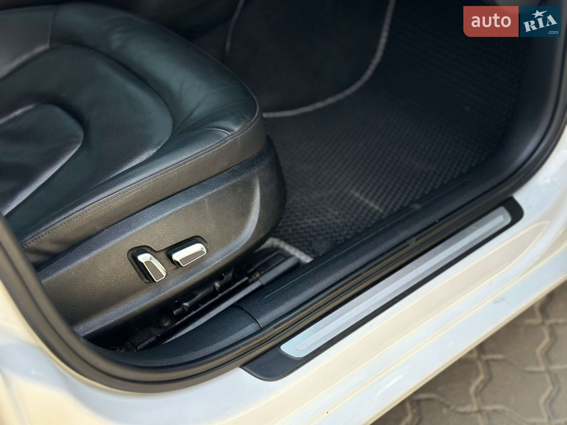 Audi A4 2012 VIN WAUBFAFLXDN031759 фото оголошення 33 з 33