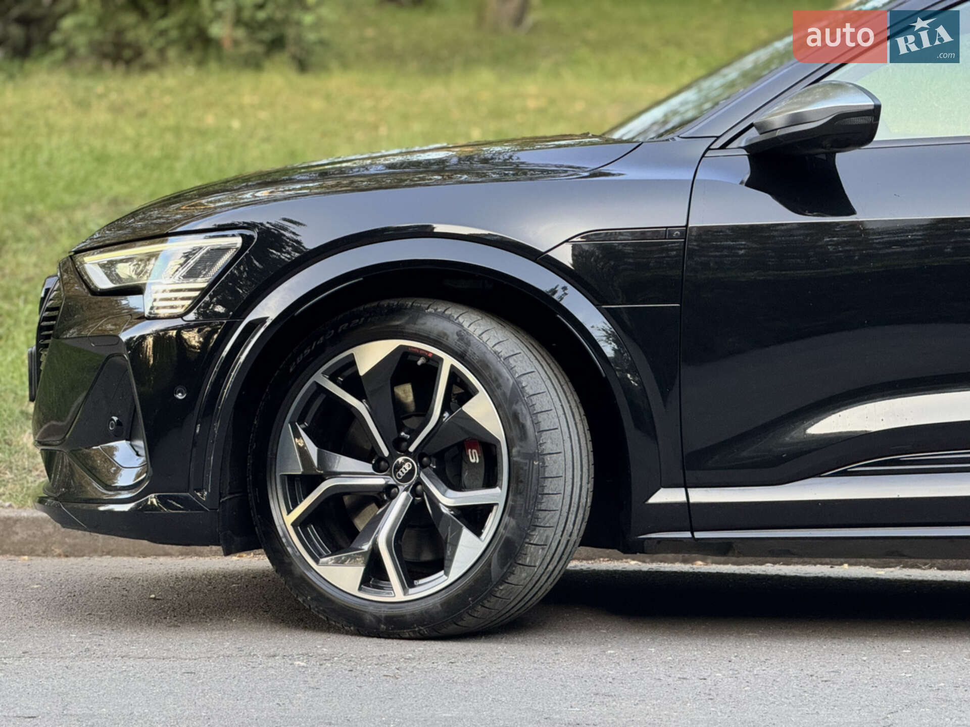 Audi e-tron S Sportback 2021 VIN WAUZZZGE1MB041831 фото оголошення 6 з 47