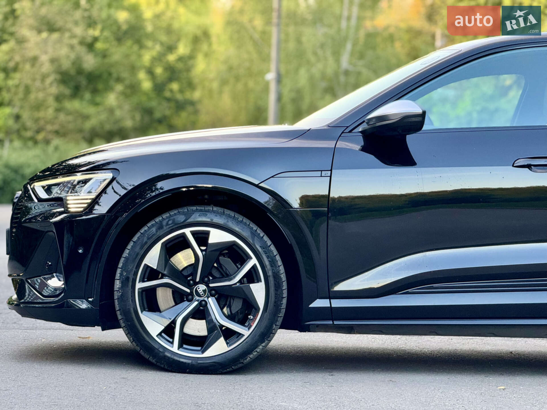 Audi e-tron S Sportback 2021 VIN WAUZZZGE1MB041831 фото оголошення 7 з 47