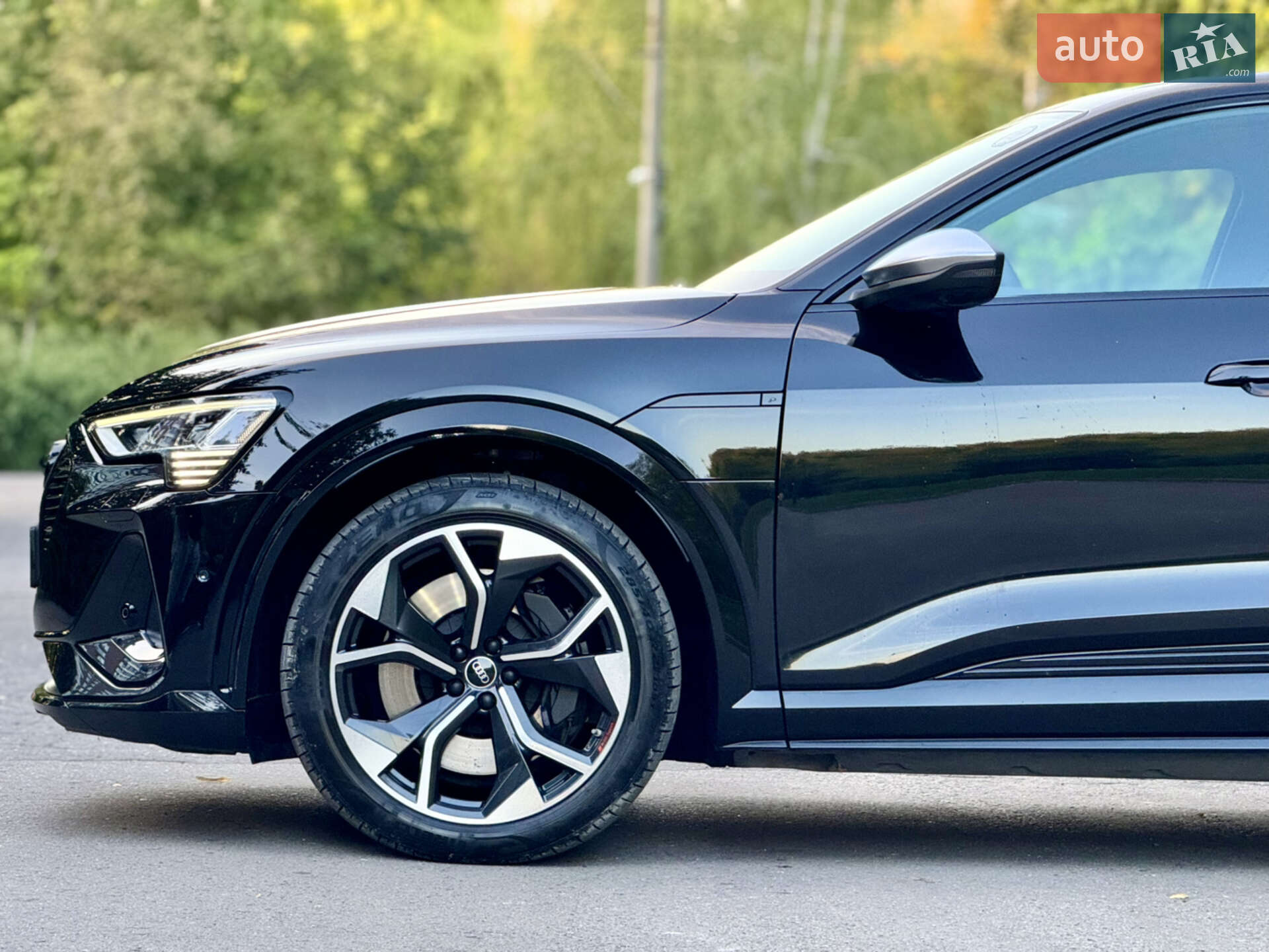 Audi e-tron S Sportback 2021 VIN WAUZZZGE1MB041831 фото оголошення 8 з 47