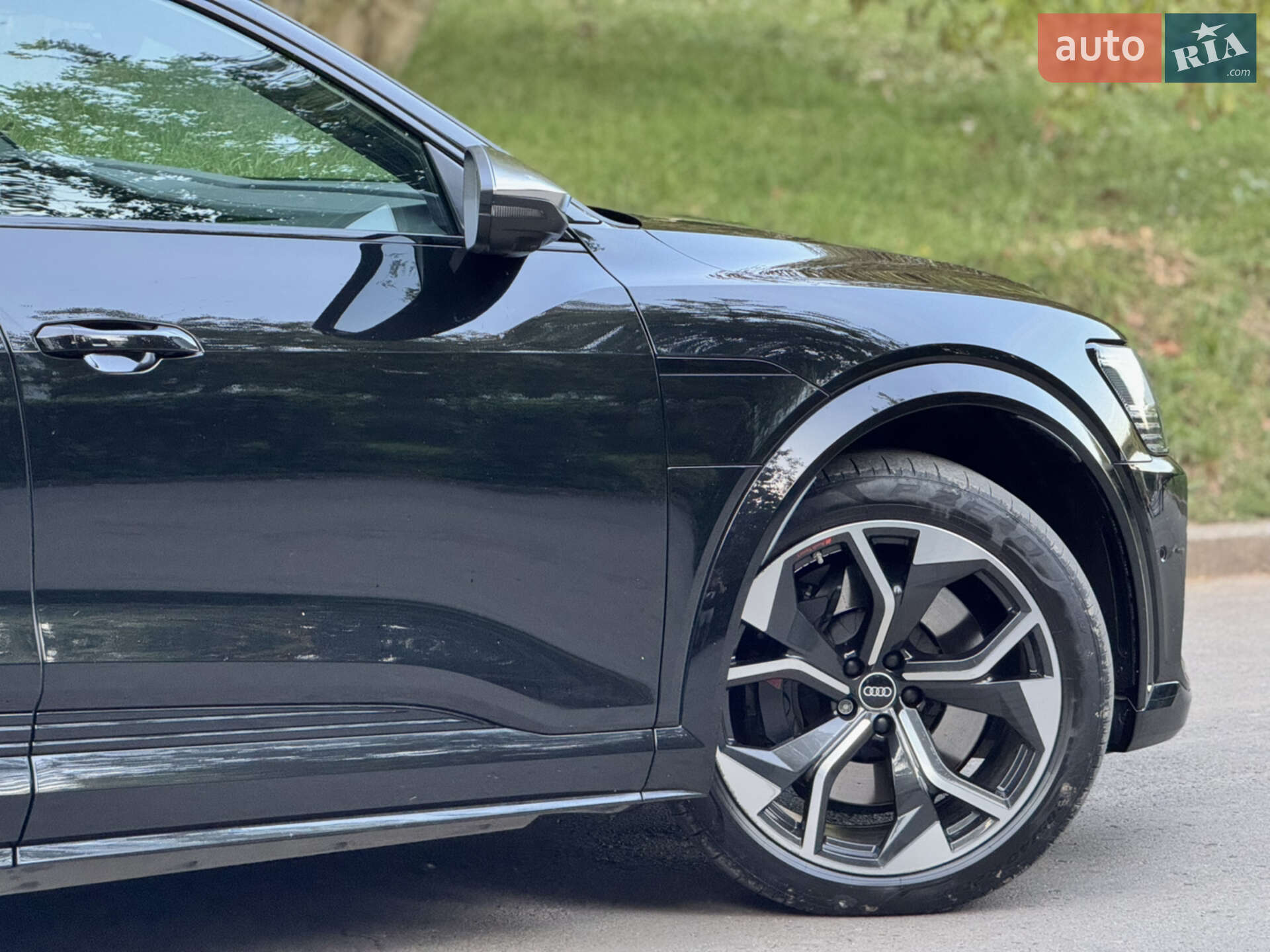 Audi e-tron S Sportback 2021 VIN WAUZZZGE1MB041831 фото оголошення 13 з 47