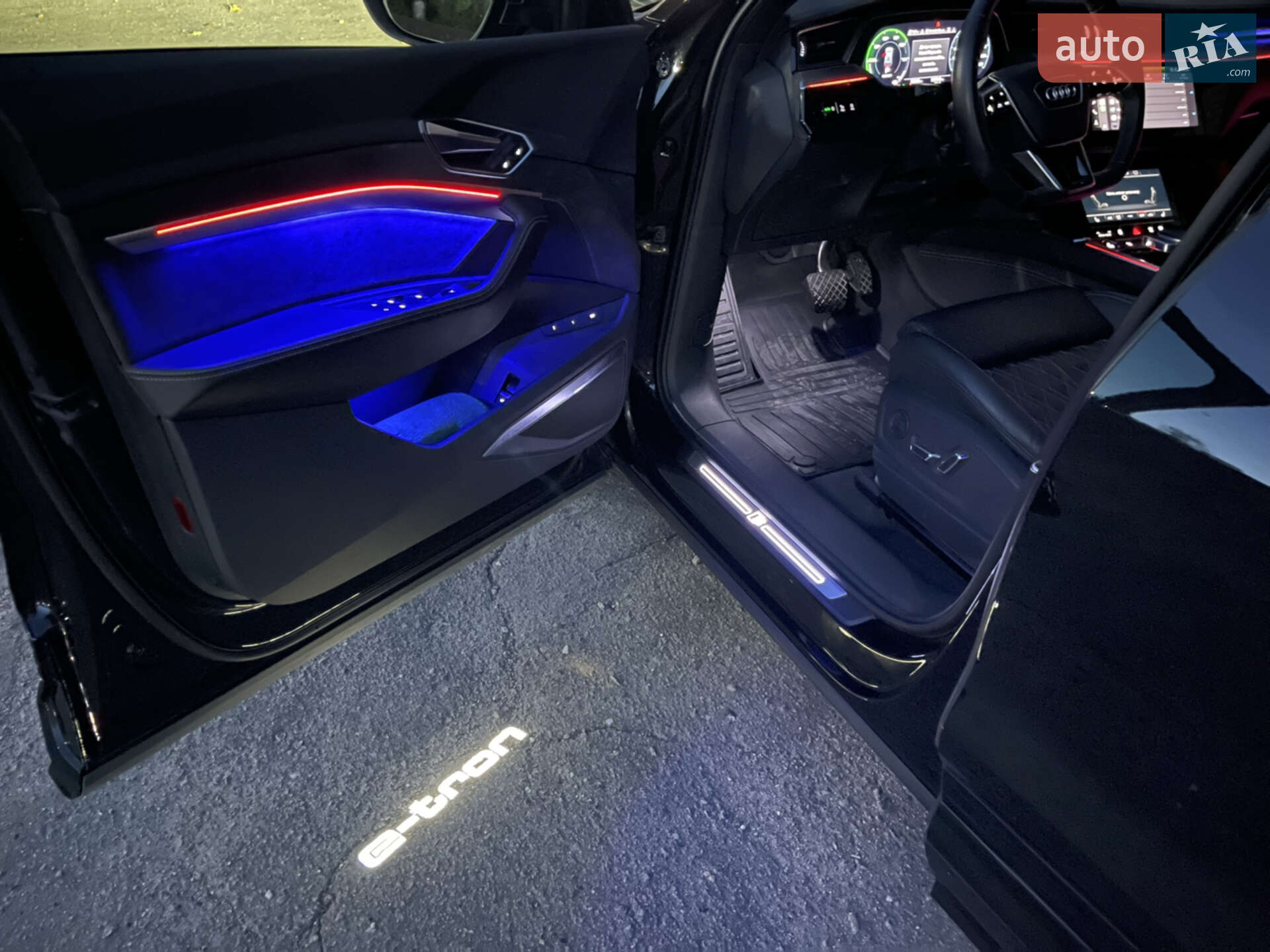 Audi e-tron S Sportback 2021 VIN WAUZZZGE1MB041831 фото оголошення 40 з 47