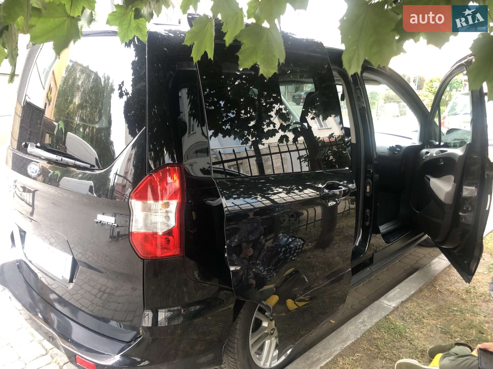 Ford Tourneo Courier 2014 VIN WF0LXXTACLEG36248 фото оголошення 2 з 23