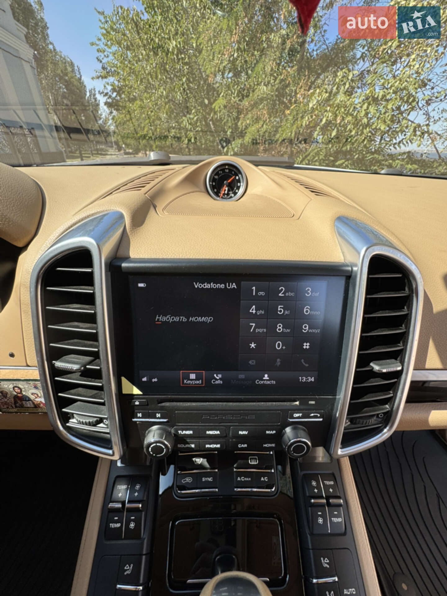 Porsche Cayenne 2016 VIN WP1ZZZ92ZHKA81712 фото оголошення 6 з 16