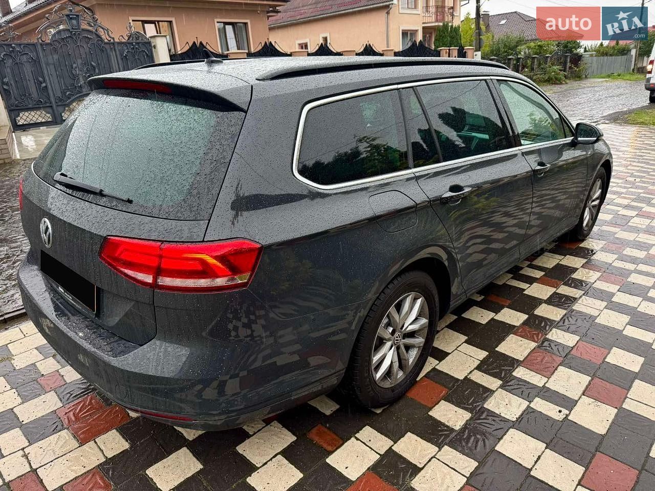 Volkswagen Passat 2019 VIN WVWZZZ3CZKE086588 фото оголошення 4 з 15