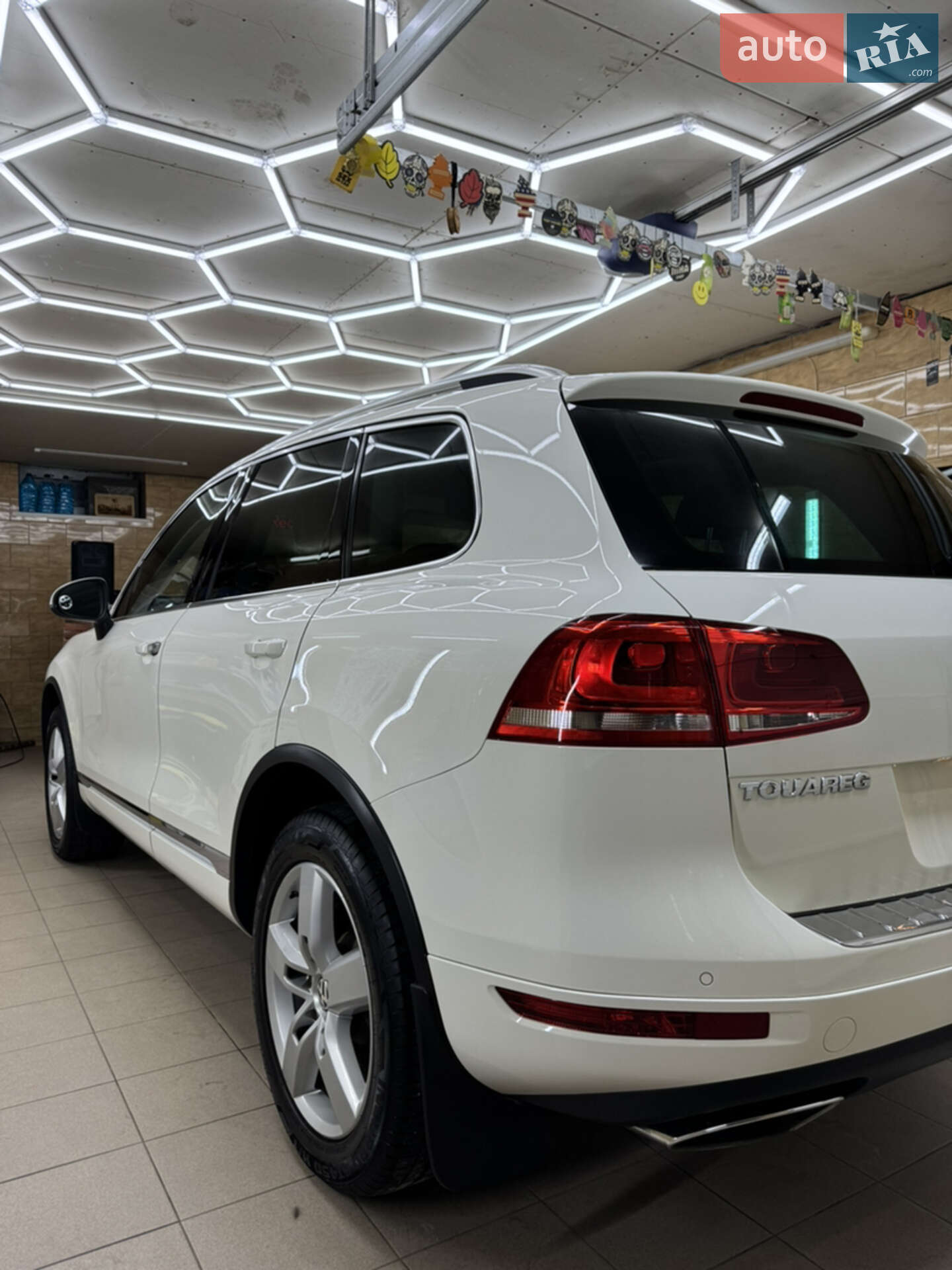 Volkswagen Touareg 2011 VIN WVGFK9BP4CD001020 фото оголошення 5 з 41