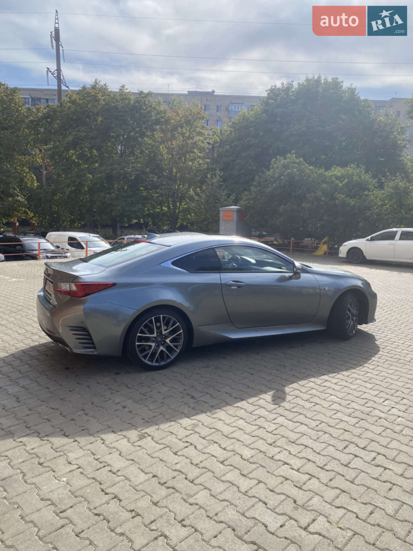 Lexus RC 2016 VIN JTHHA5BC3G5003054 фото оголошення 2 з 27