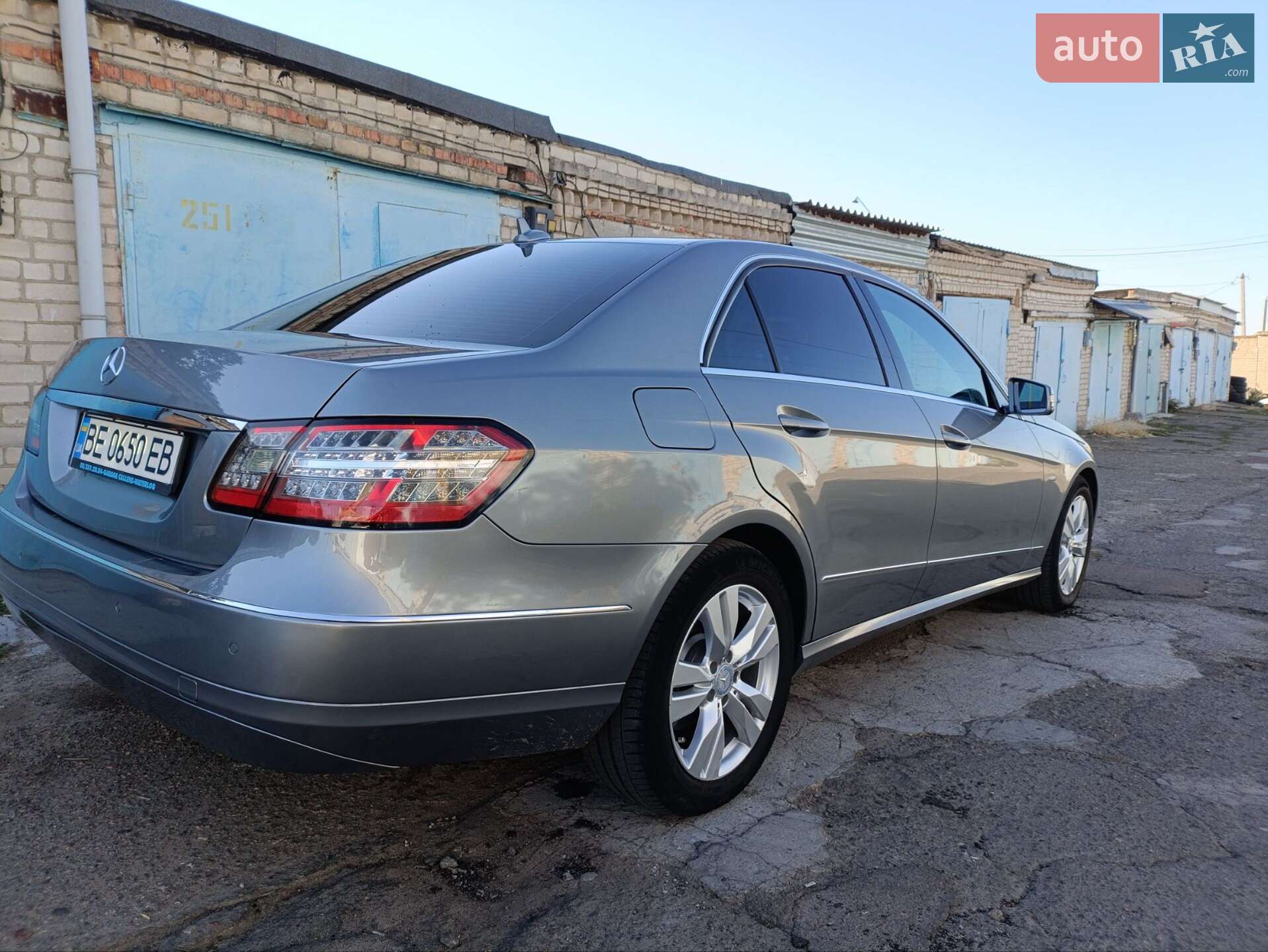 Mercedes-Benz E-Class 2011 VIN WDD2120021A427511 фото оголошення 8 з 29