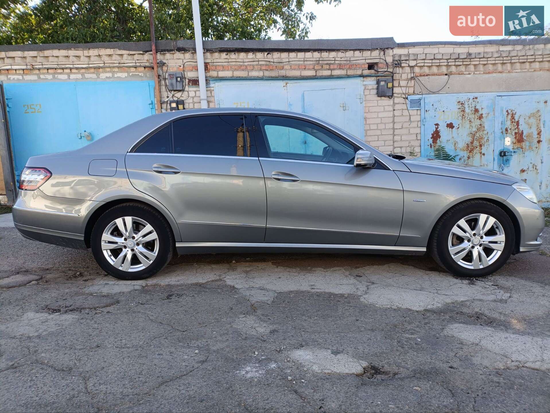 Mercedes-Benz E-Class 2011 VIN WDD2120021A427511 фото оголошення 15 з 29