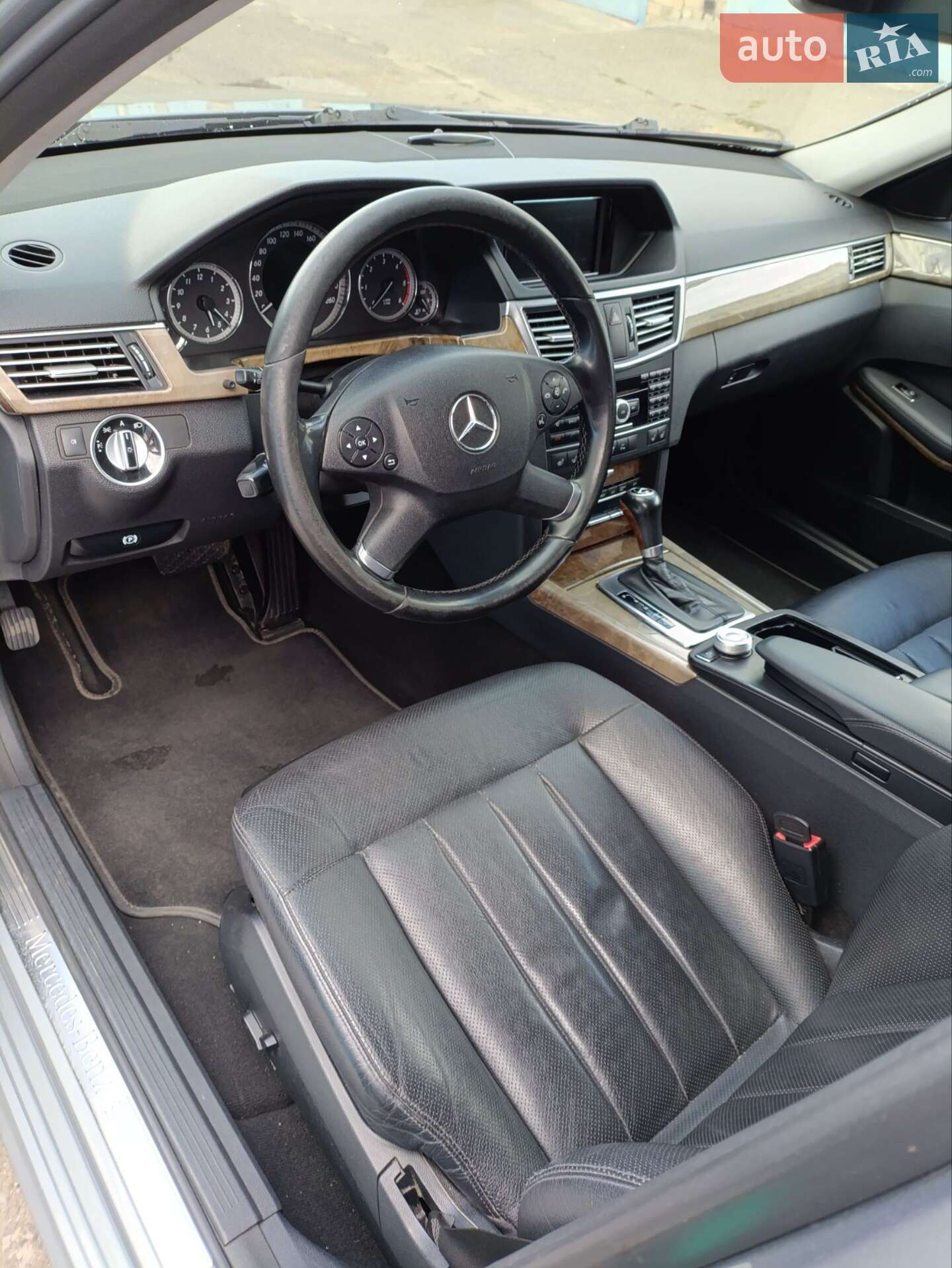 Mercedes-Benz E-Class 2011 VIN WDD2120021A427511 фото оголошення 16 з 29