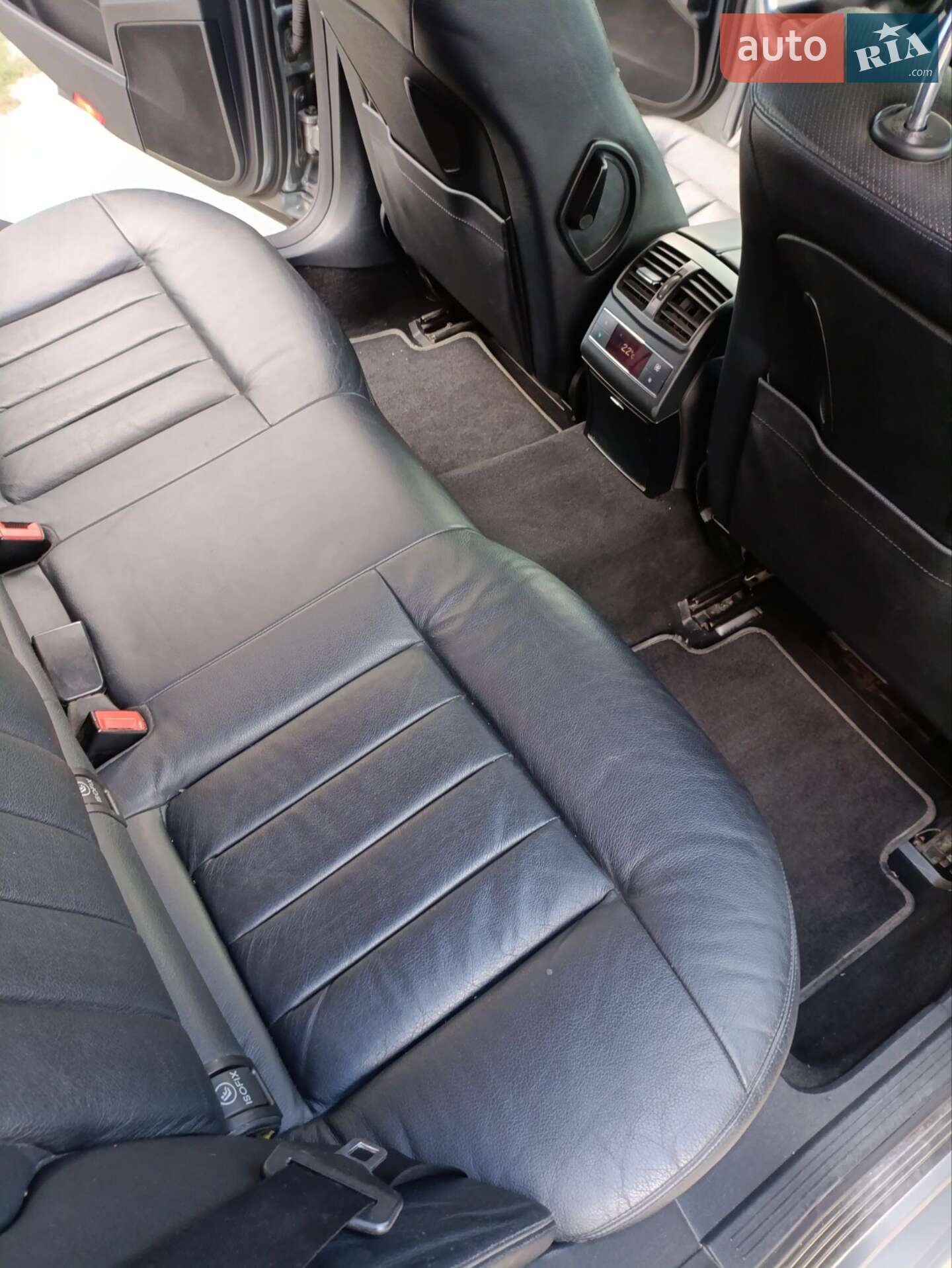 Mercedes-Benz E-Class 2011 VIN WDD2120021A427511 фото оголошення 24 з 29