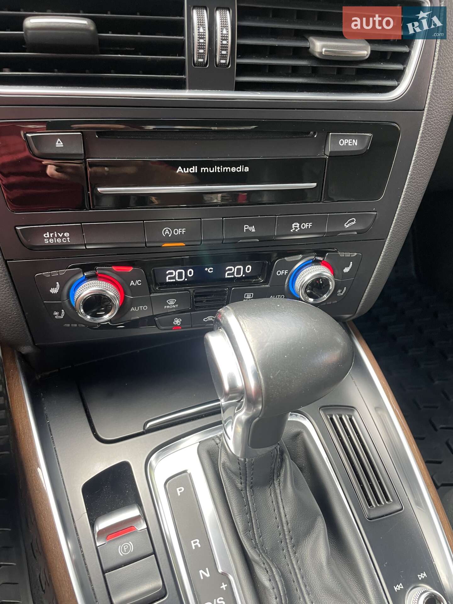 Audi Q5 2014 VIN WA1VMAFP9FA034987 фото оголошення 5 з 17