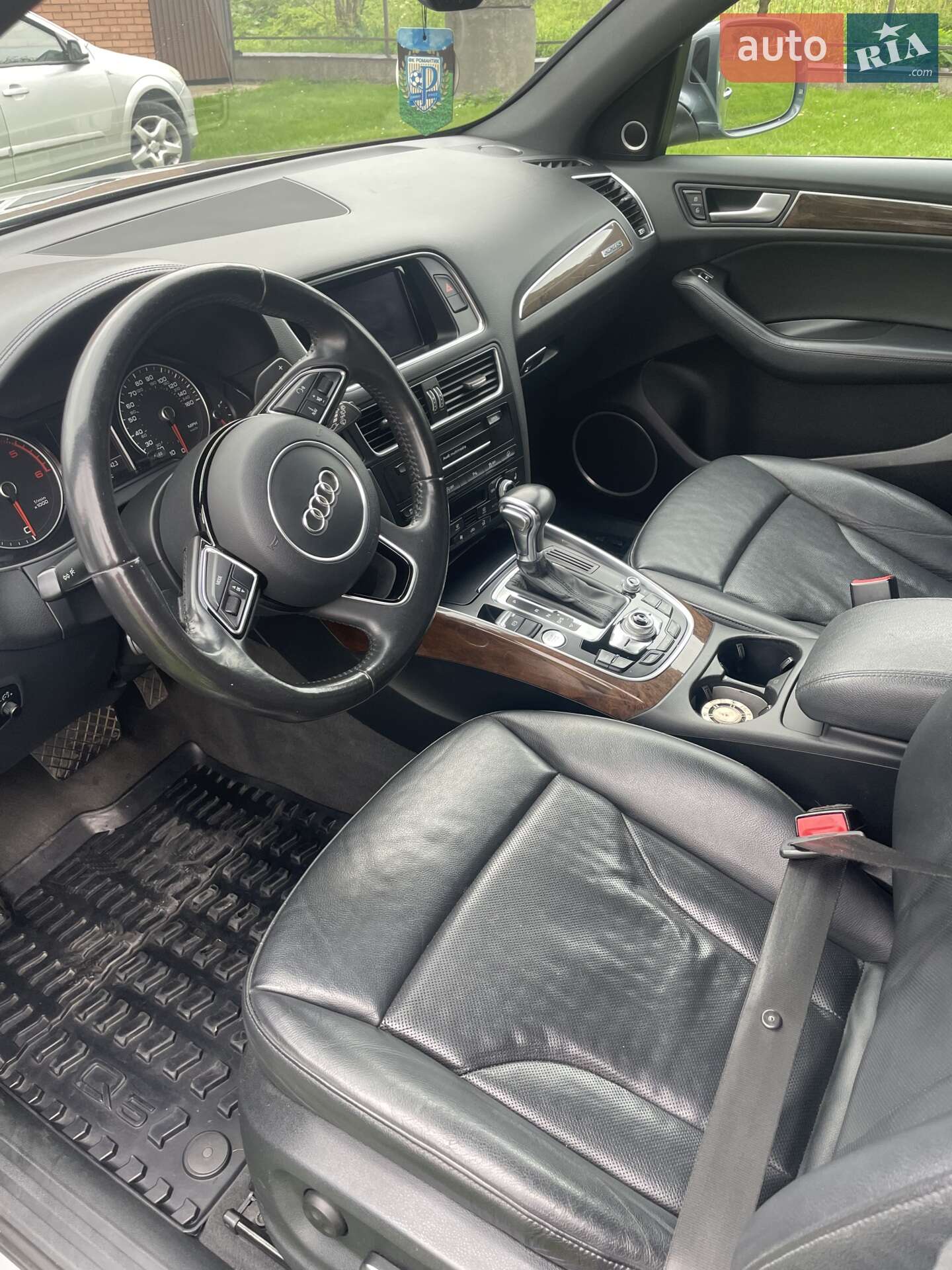 Audi Q5 2014 VIN WA1VMAFP9FA034987 фото оголошення 12 з 17