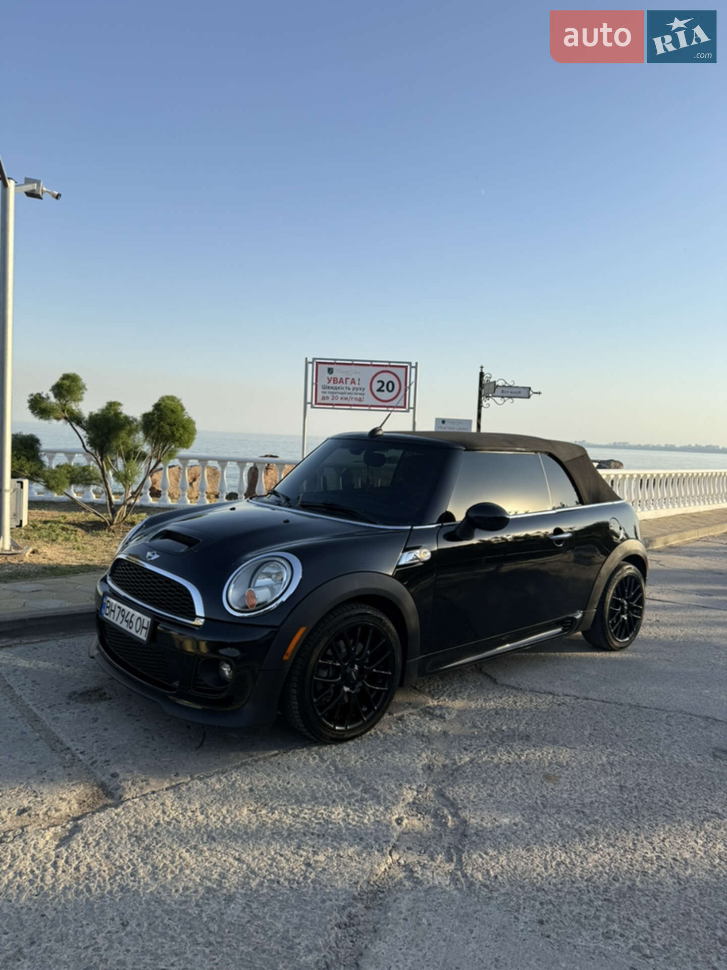 Mini Convertible 2015 VIN WMWZP3C50F2A91604 фото оголошення 7 з 22