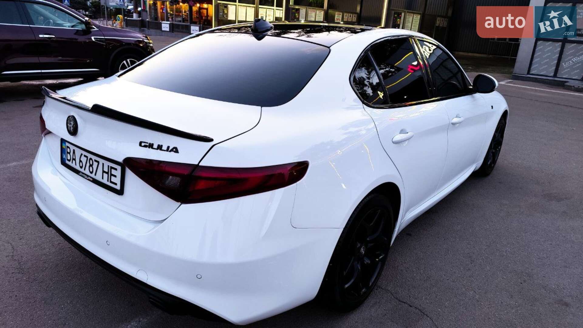 Alfa Romeo Giulia 2022 VIN ZARFANBNXN7663335 фото оголошення 179 з 182