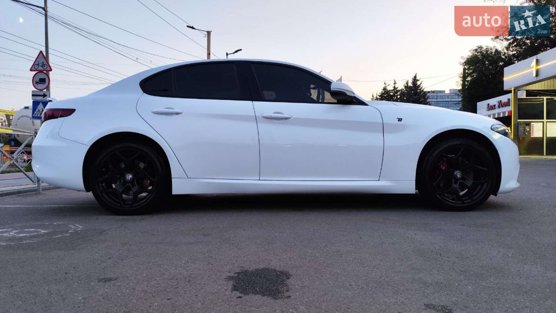 Alfa Romeo Giulia 2022 VIN ZARFANBNXN7663335 фото оголошення 181 з 182