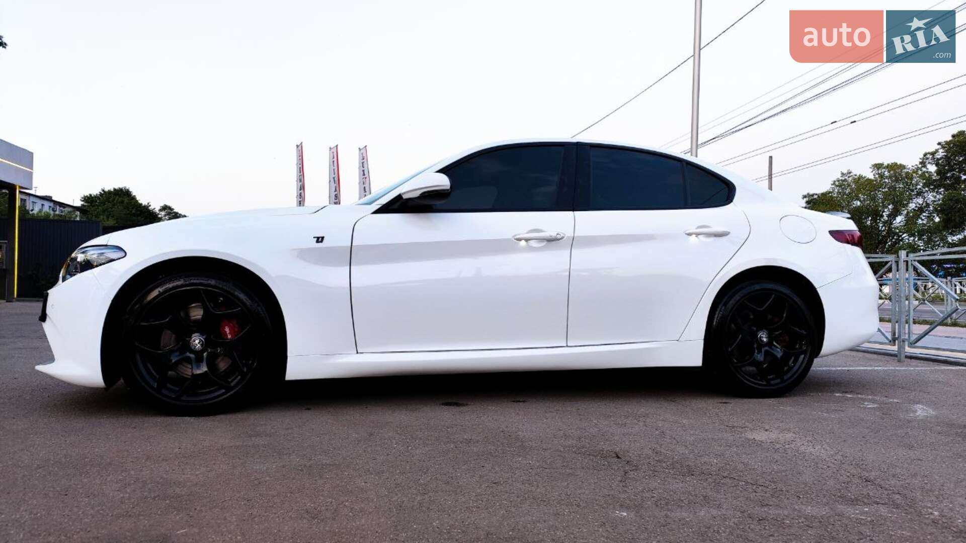 Alfa Romeo Giulia 2022 VIN ZARFANBNXN7663335 фото оголошення 175 з 182