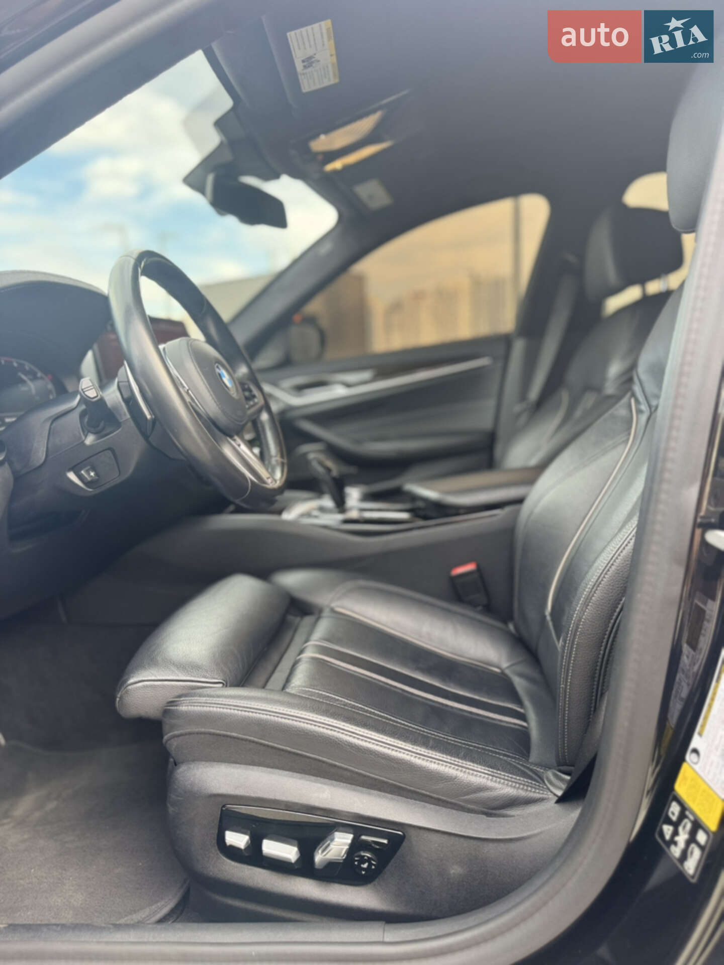 BMW 5 Series 2021 VIN WBA13BK0XMCG90283 фото оголошення 18 з 54
