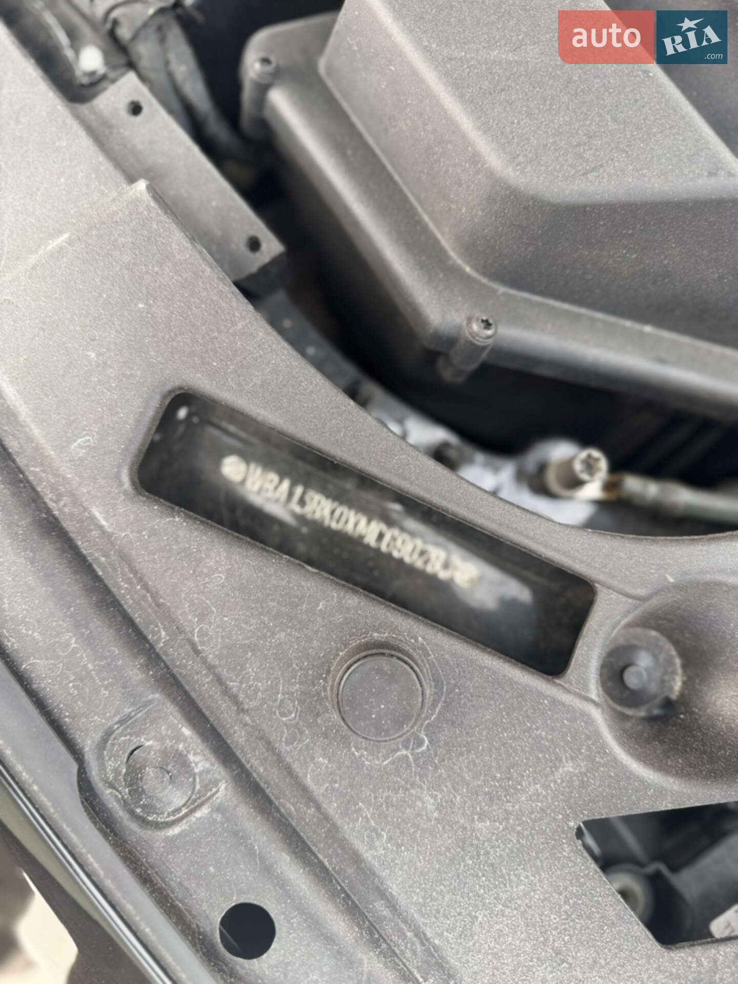 BMW 5 Series 2021 VIN WBA13BK0XMCG90283 фото оголошення 40 з 54