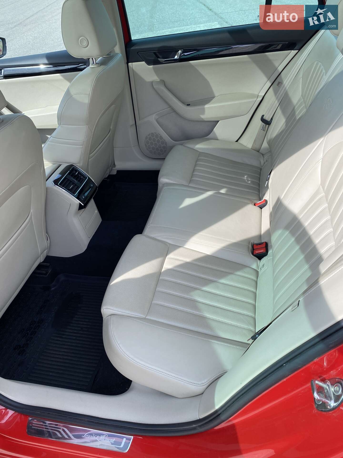 Skoda Superb 2015 VIN TMBJJ9NP1G7025163 фото оголошення 31 з 34