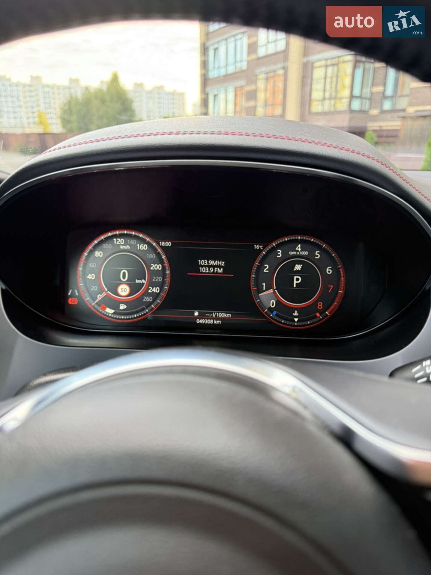 Jaguar E-Pace 2019 VIN SADF12FX2L1Z79000 фото оголошення 30 з 32