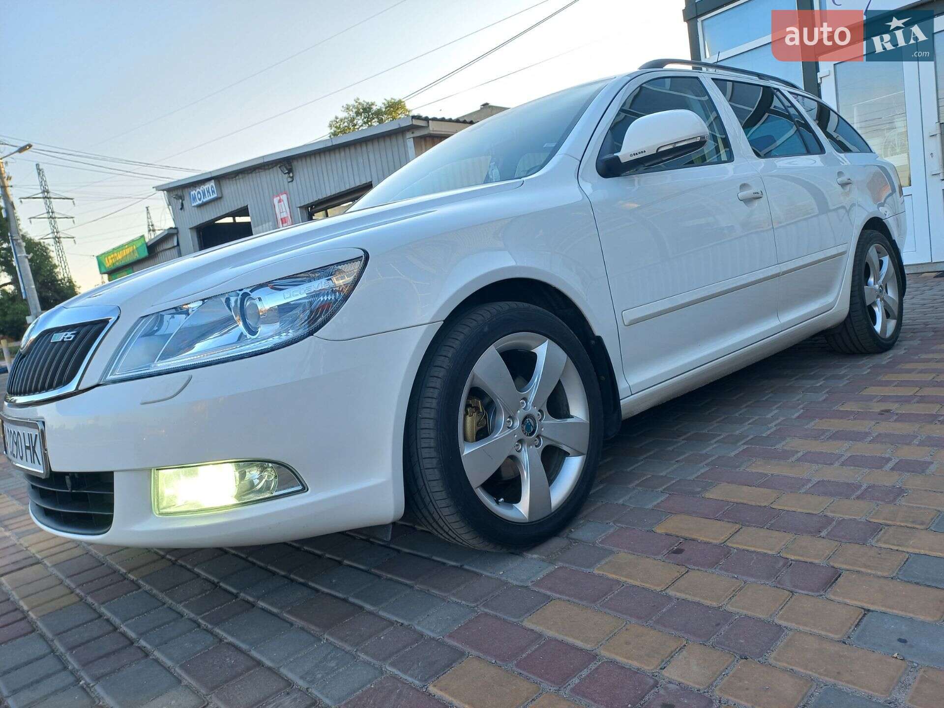 Skoda Octavia 2010 VIN TMBGK61Z8B2058678 фото оголошення 3 з 42