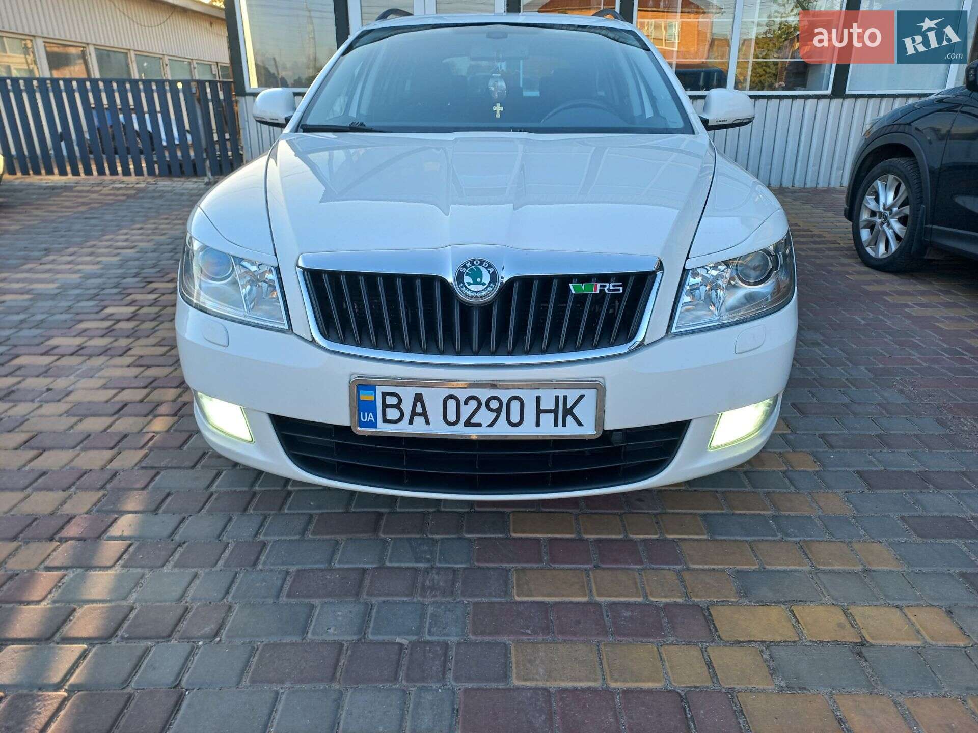 Skoda Octavia 2010 VIN TMBGK61Z8B2058678 фото оголошення 2 з 42