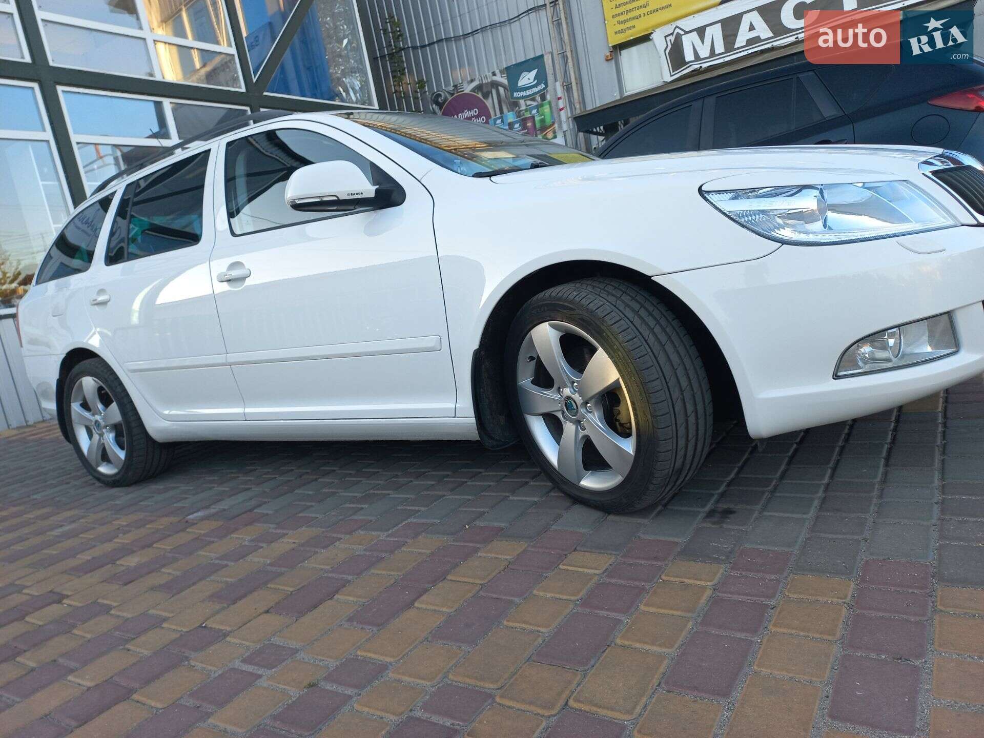 Skoda Octavia 2010 VIN TMBGK61Z8B2058678 фото оголошення 20 з 42