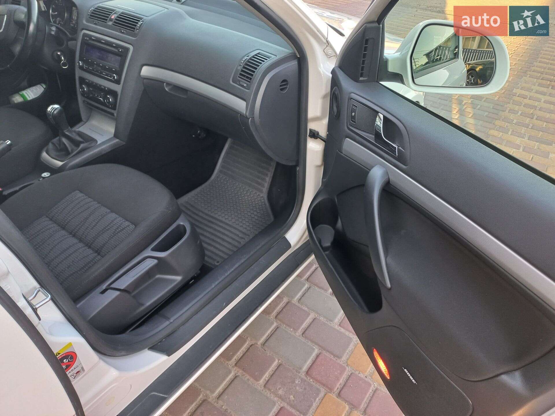 Skoda Octavia 2010 VIN TMBGK61Z8B2058678 фото оголошення 26 з 42
