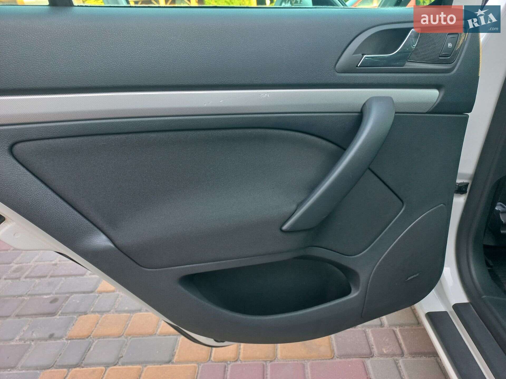 Skoda Octavia 2010 VIN TMBGK61Z8B2058678 фото оголошення 25 з 42