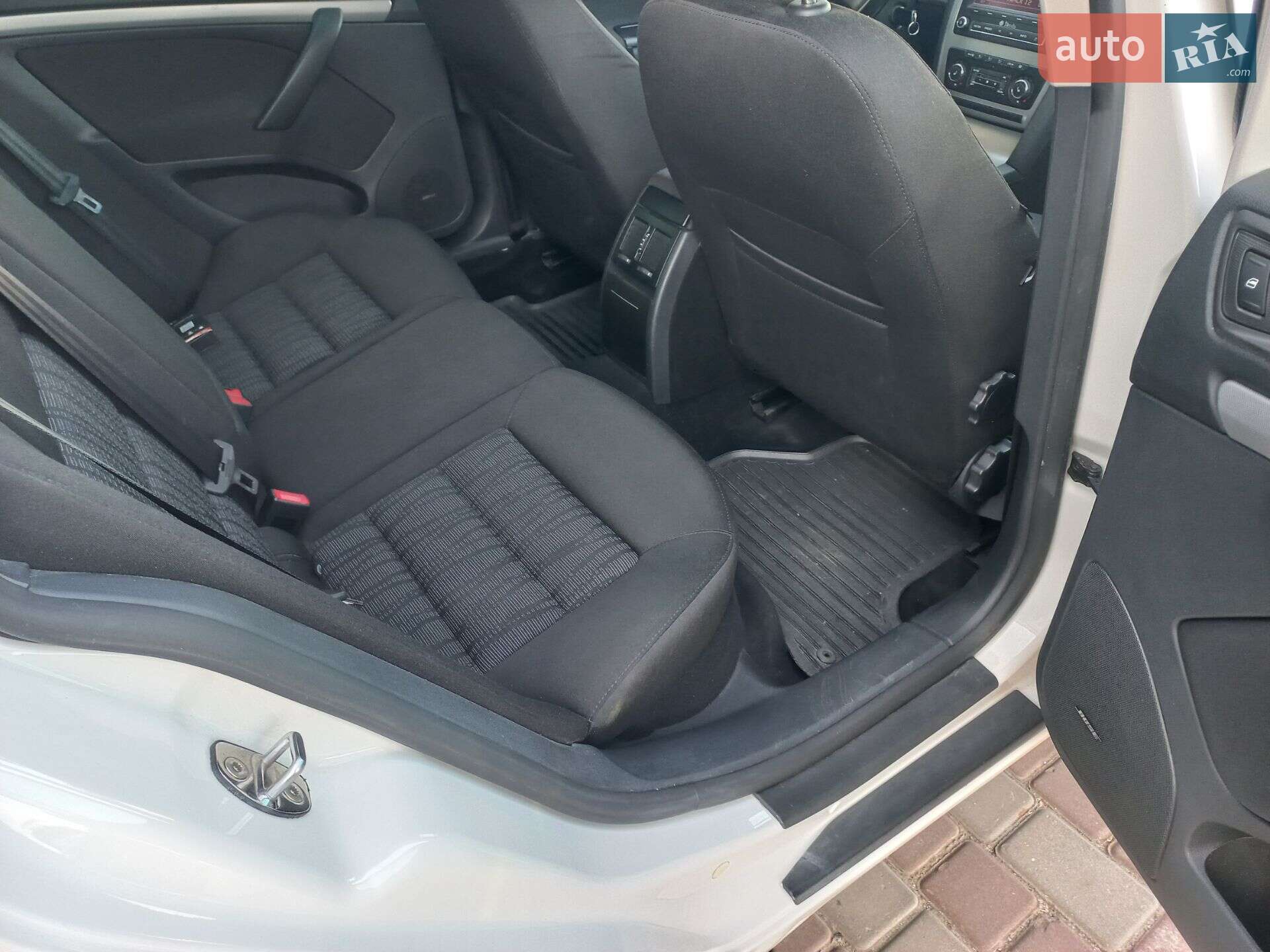 Skoda Octavia 2010 VIN TMBGK61Z8B2058678 фото оголошення 27 з 42