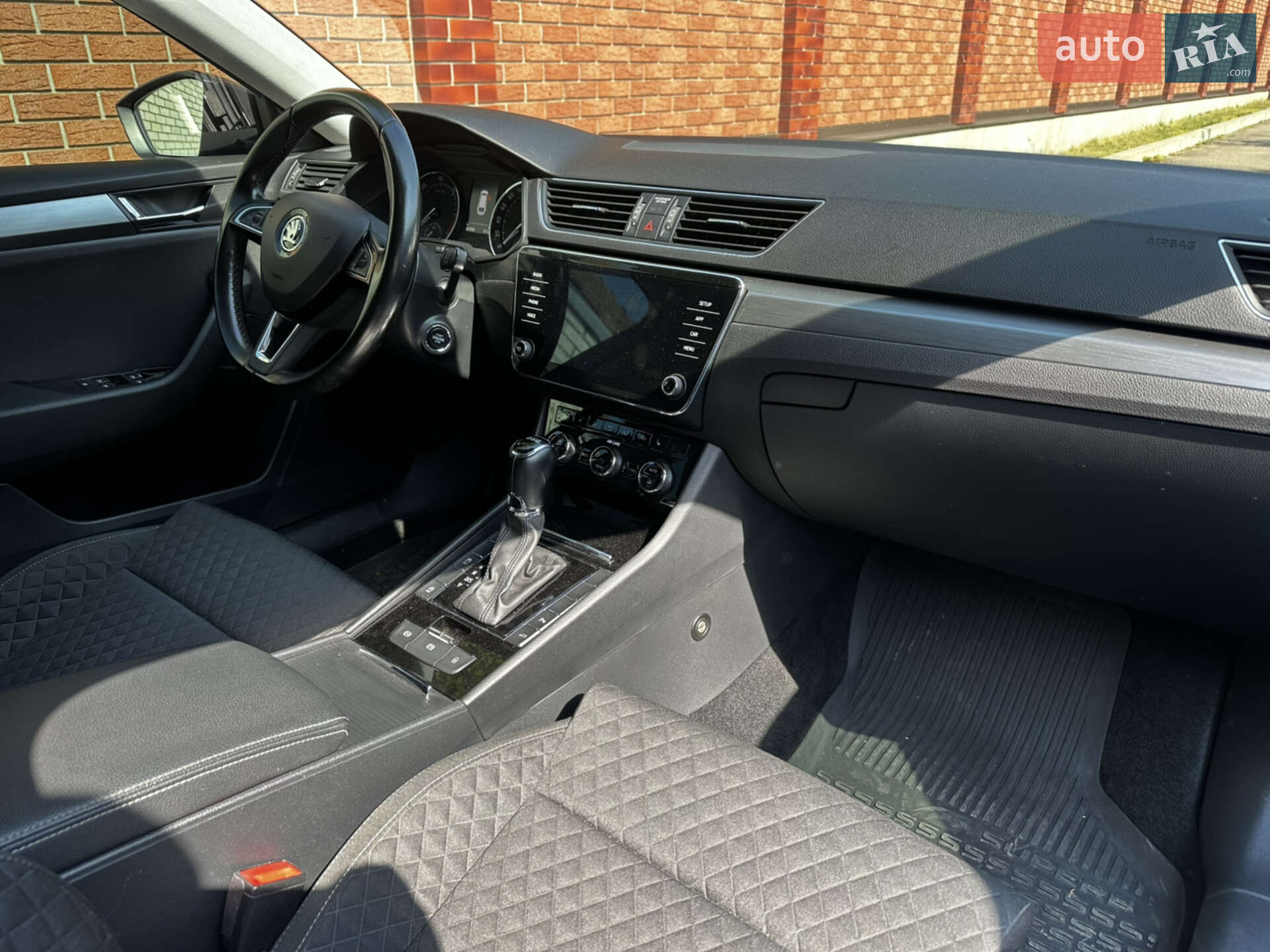 Skoda Superb 2017 VIN TMBLJ7NP9J7520537 фото оголошення 6 з 9