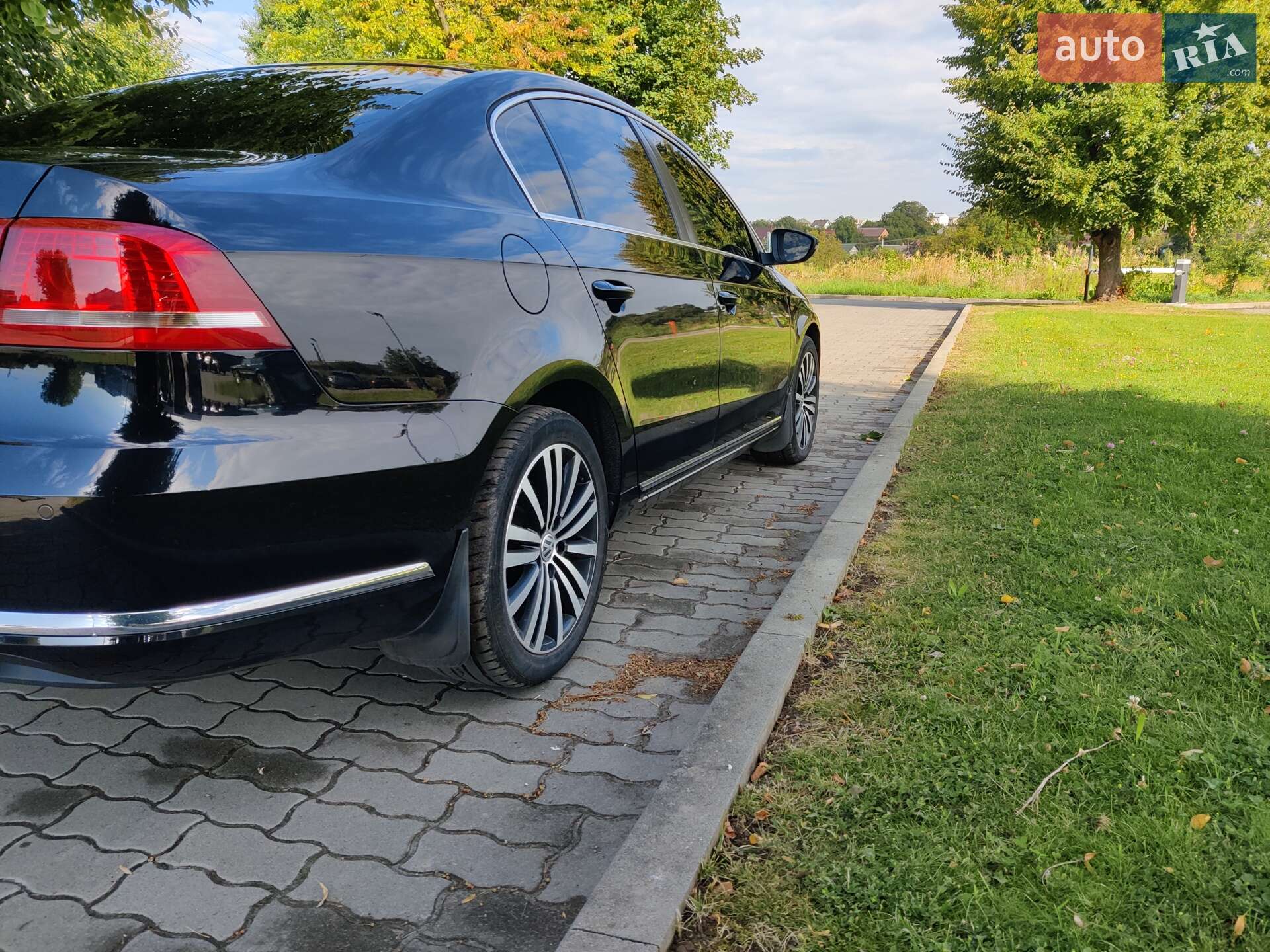 Volkswagen Passat 2011 VIN WVWZZZ3CZCP031088 фото оголошення 14 з 52