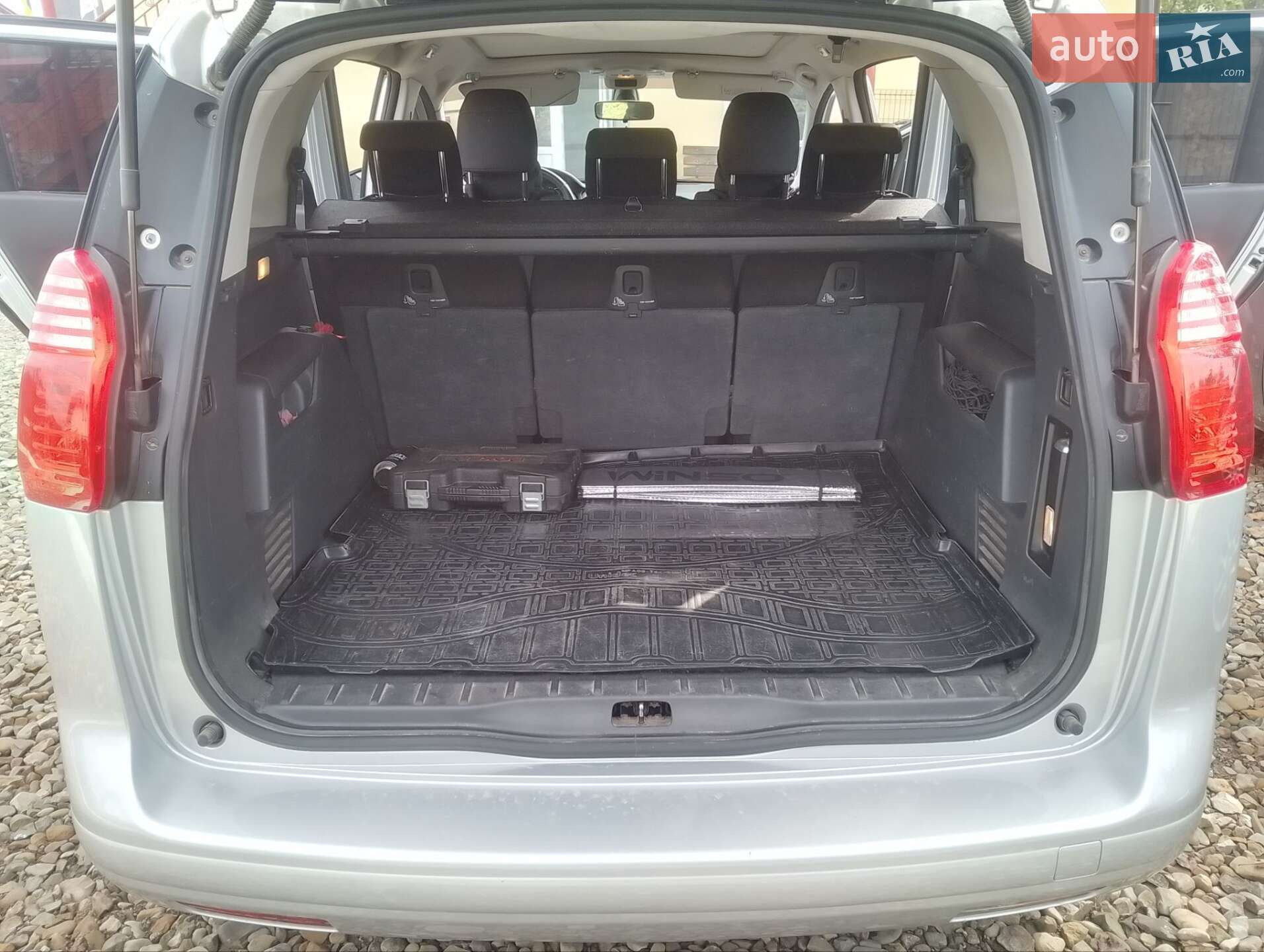 Peugeot 5008 2011 VIN VF30E5FV8BS070785 фото оголошення 3 з 10