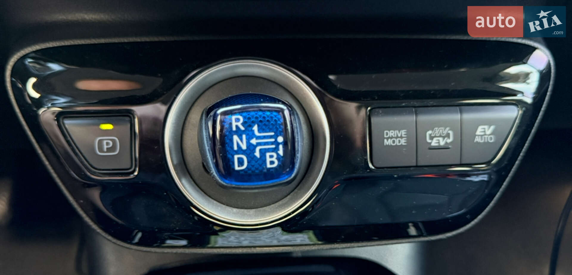 Toyota Prius Prime 2021 VIN JTDKAMFP3M3184176 фото оголошення 7 з 9