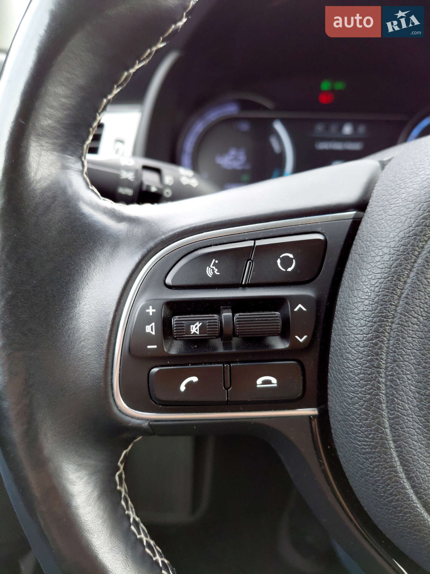Kia Niro 2019 VIN KNACC81GFK5008740 фото оголошення 12 з 27