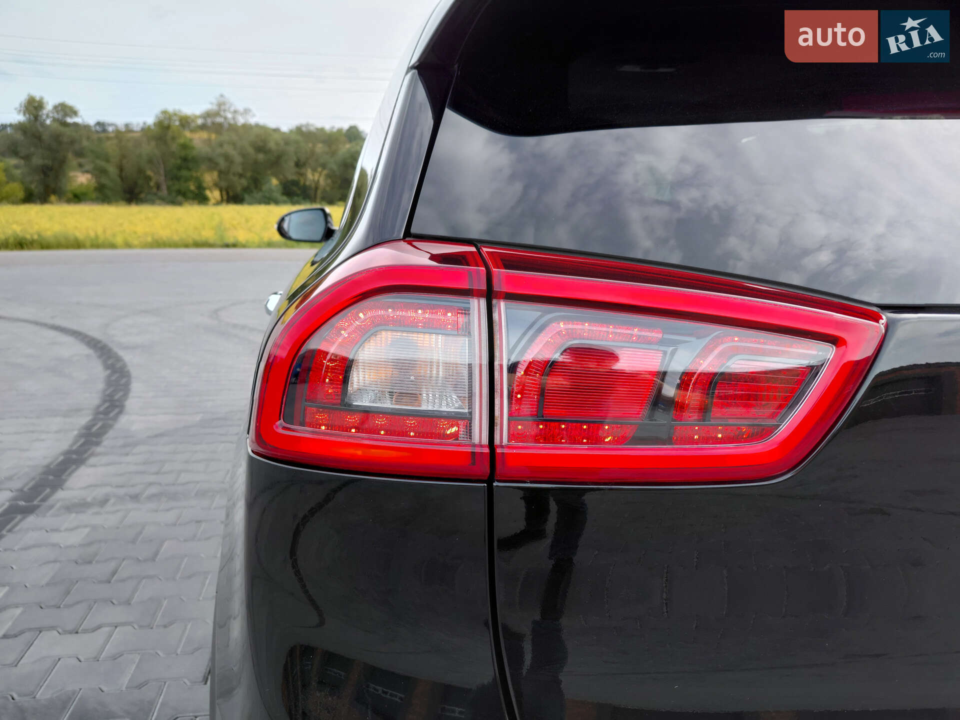 Kia Niro 2019 VIN KNACC81GFK5008740 фото оголошення 26 з 27