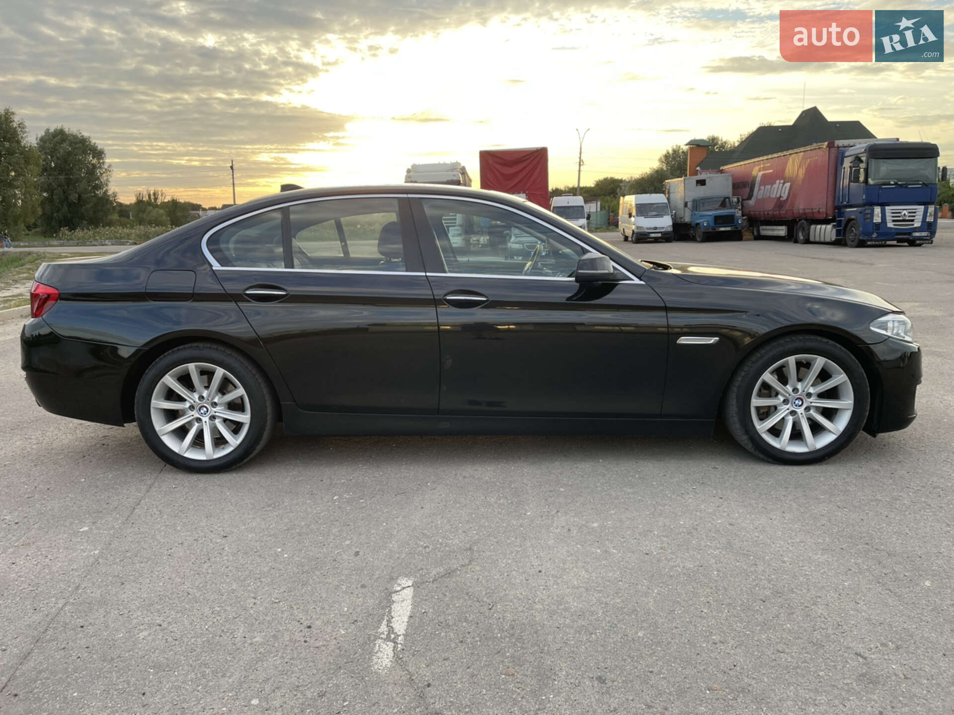 BMW 5 Series 2014 VIN WBA5B3C53ED537788 фото оголошення 30 з 39
