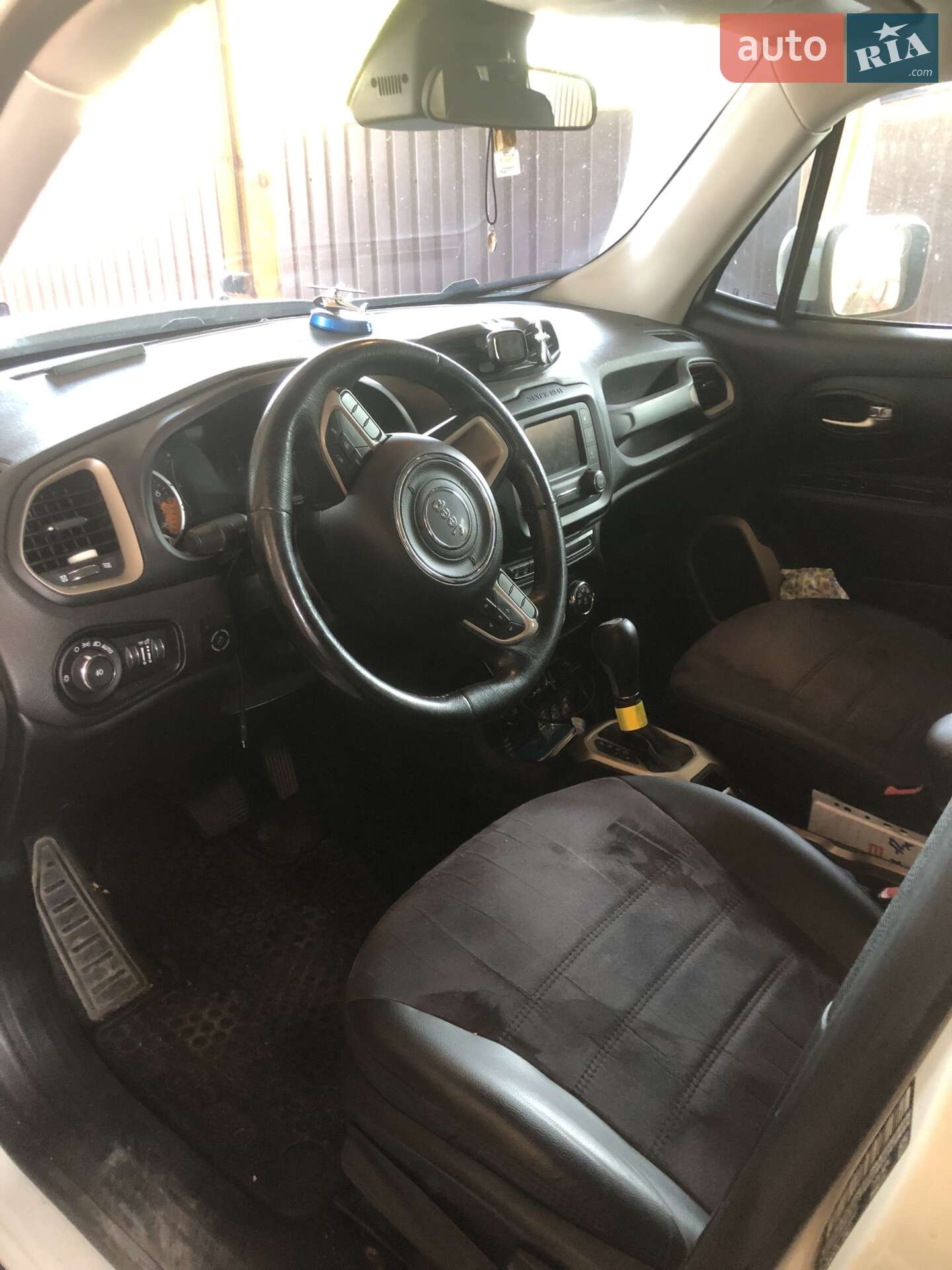 Jeep Renegade 2016 VIN ZACCJBBT7GPD00037 фото оголошення 3 з 6