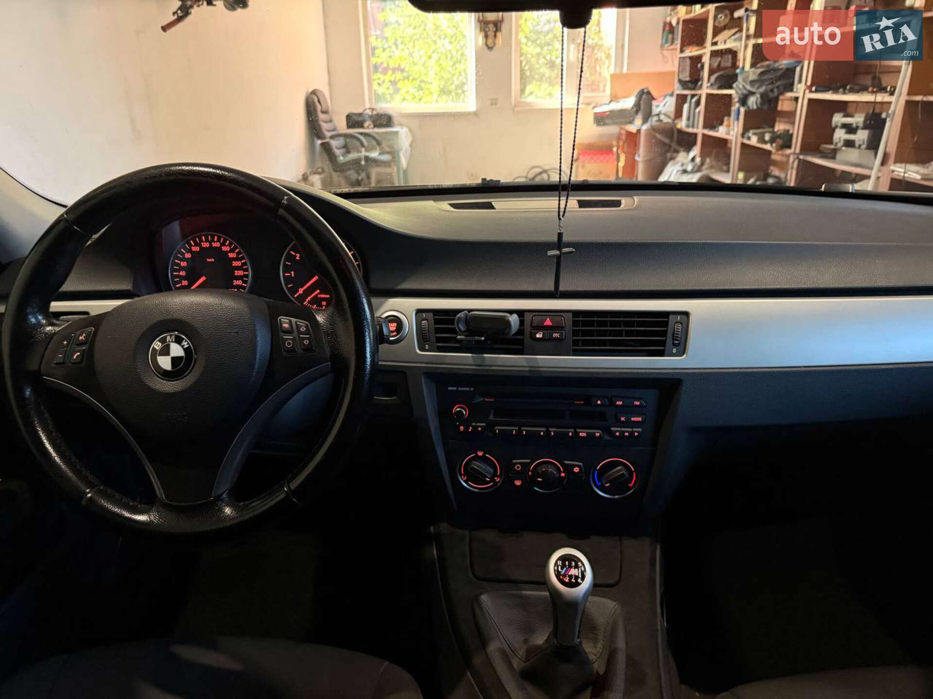 BMW 3 Series 2007 VIN WBAVA51090VA80593 фото оголошення 2 з 33