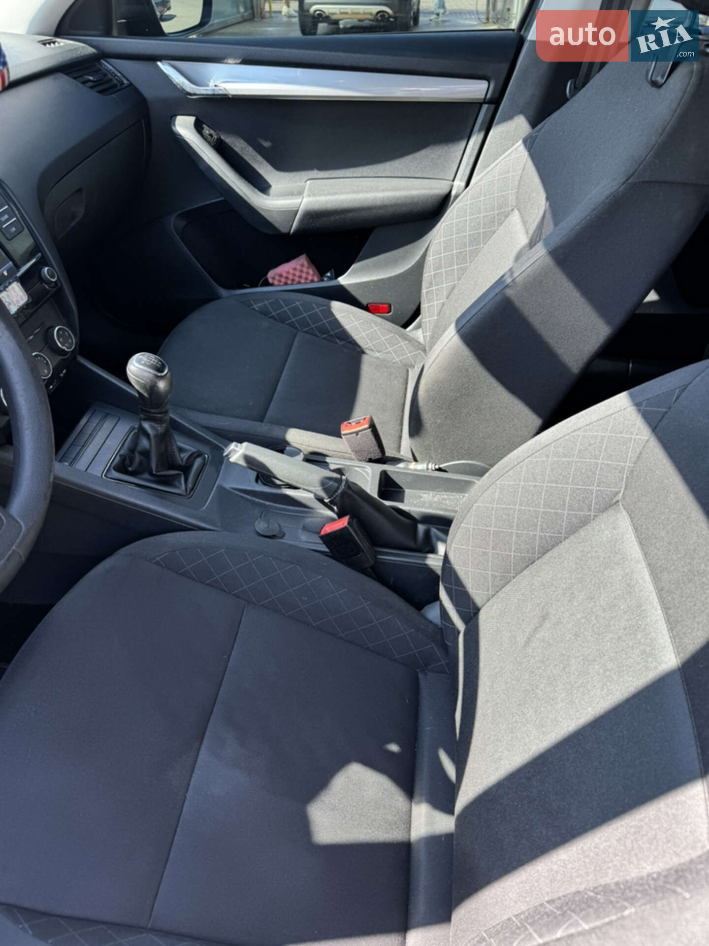 Skoda Octavia 2017 VIN TMBAN2NE2JB006975 фото оголошення 3 з 20