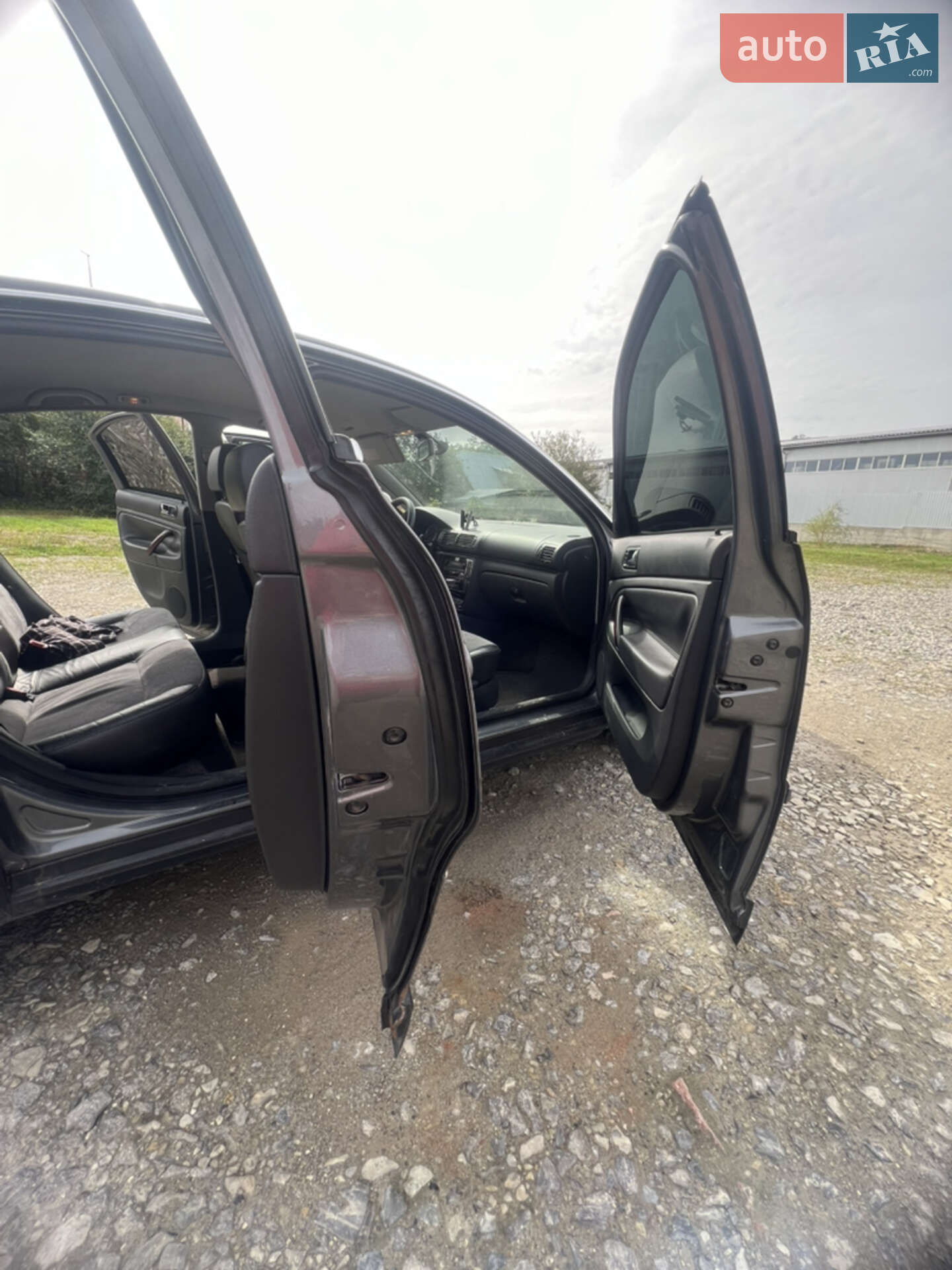 Volkswagen Passat 2004 VIN WVWZZZ3BZ5Z000366 фото оголошення 9 з 14