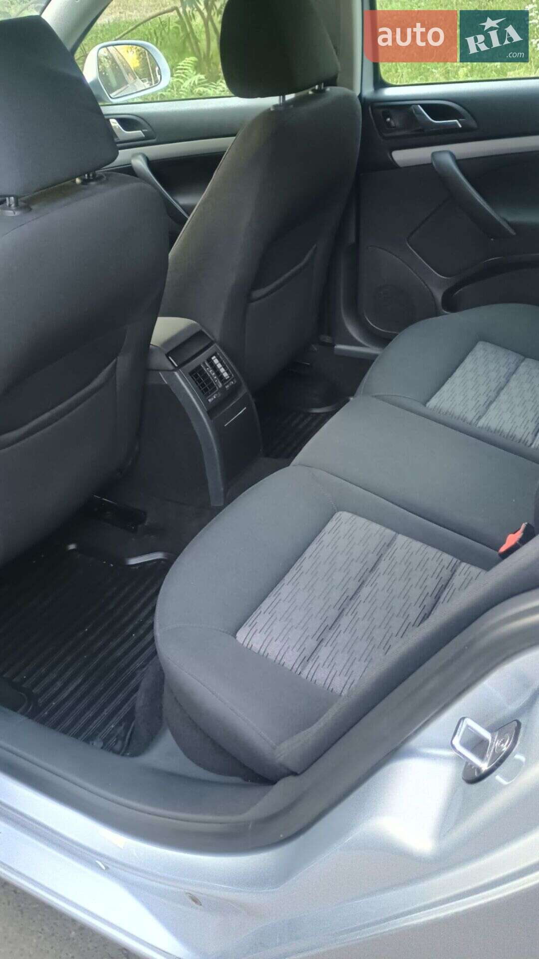 Skoda Octavia 2012 VIN TMBHT61Z3C2104632 фото оголошення 19 з 25